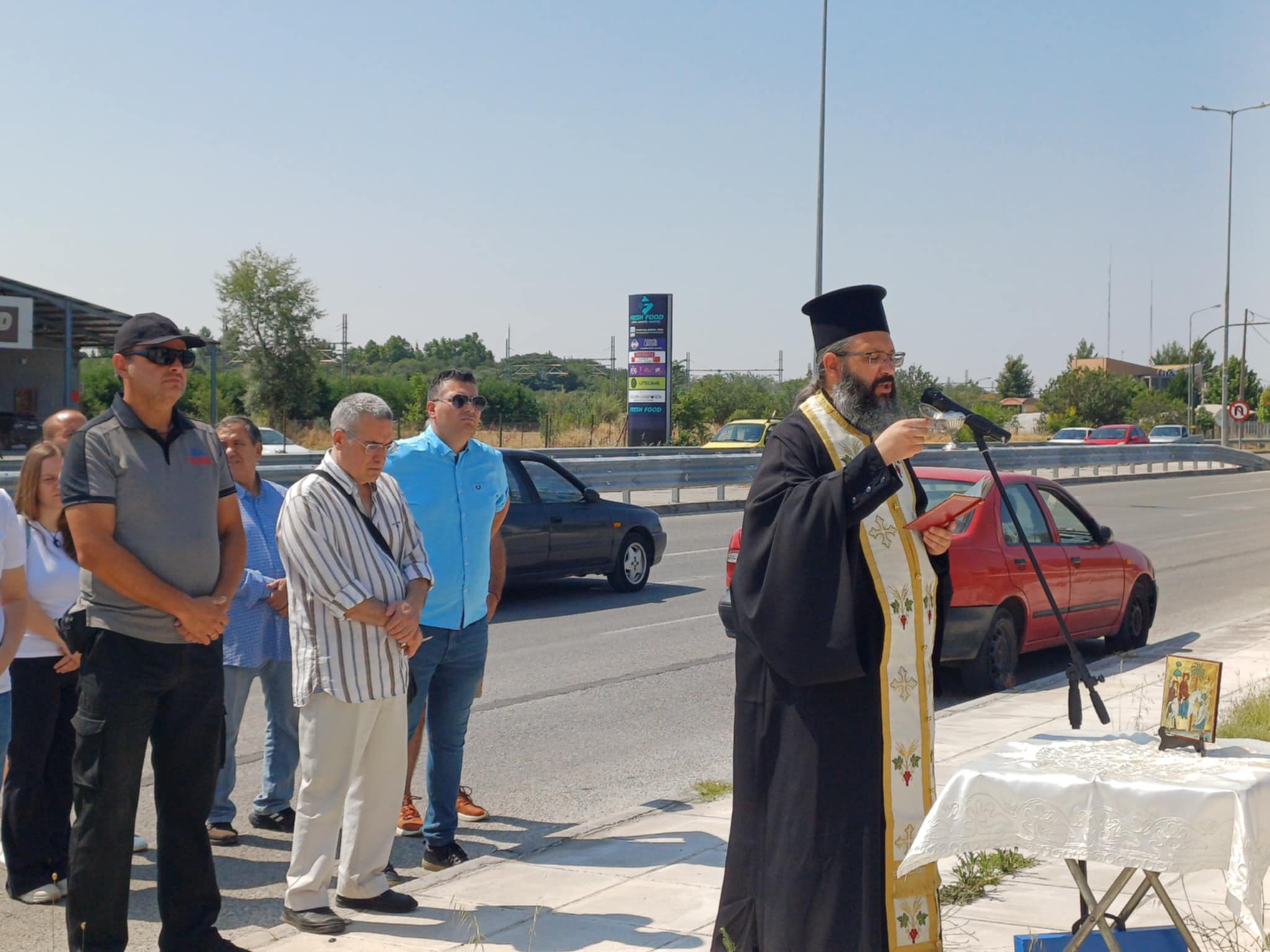Τιμήθηκε στη Λάρισα για δε΄κατη συνεχή χρονιά η  «Μάχη της Σημαίας». (ΦΩΤΟ+video)