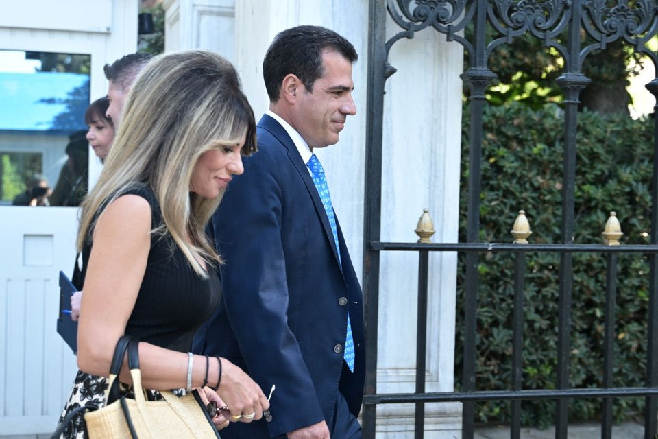 Φωτό: Ορκίστηκαν ο Πλεύρης και οι 3 νέοι υφυπουργοί της κυβέρνησης στο Προεδρικό -Στις 12 η συνεδρίαση του υπουργικού