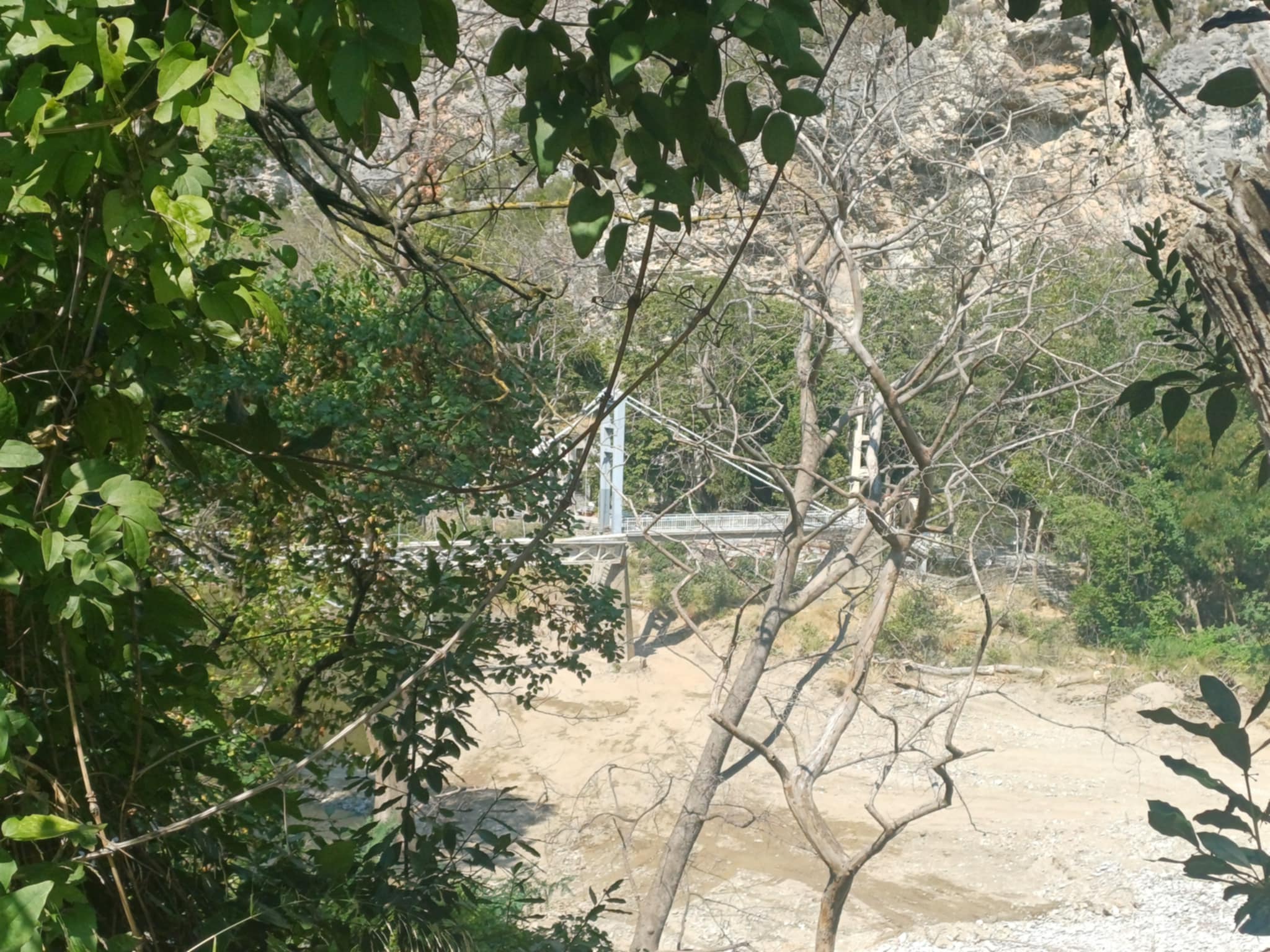 Ξεκινούν τη Δευτέρα  21 Ιουλίου οι εργασίες αποκατάστασης στην Κρεμαστή Γέφυρα των Τεμπών (ΦΩΤΟ)