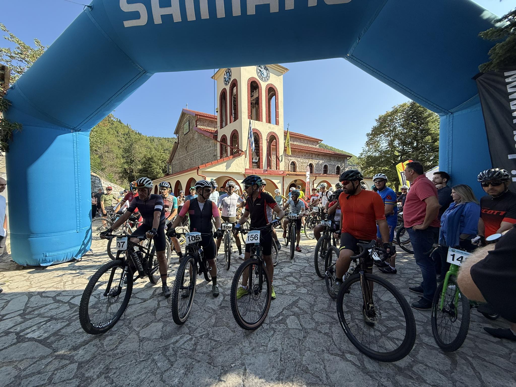 Μια ξεχωριστή gravel περιπέτεια στον Αμάραντο Καρδίτσας: Δείτε εν δράσει τον περιφερειάρχη με ποδήλατο (ΦΩΤΟ)