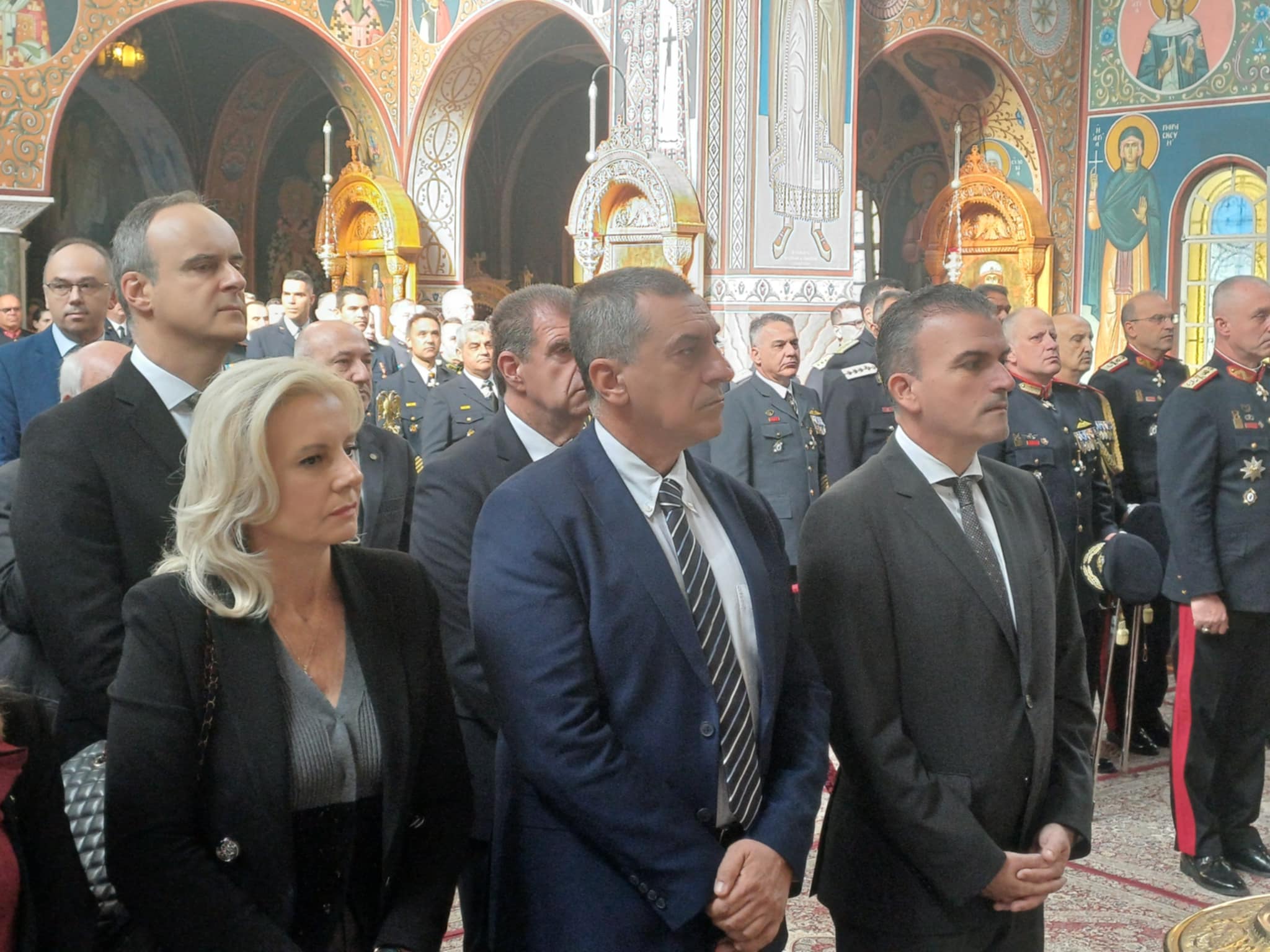 Η περιφέρεια τίμησε στη Λάρισα την ημέρα των Ενόπλων Δυνάμεων (ΦΩΤΟ+video)