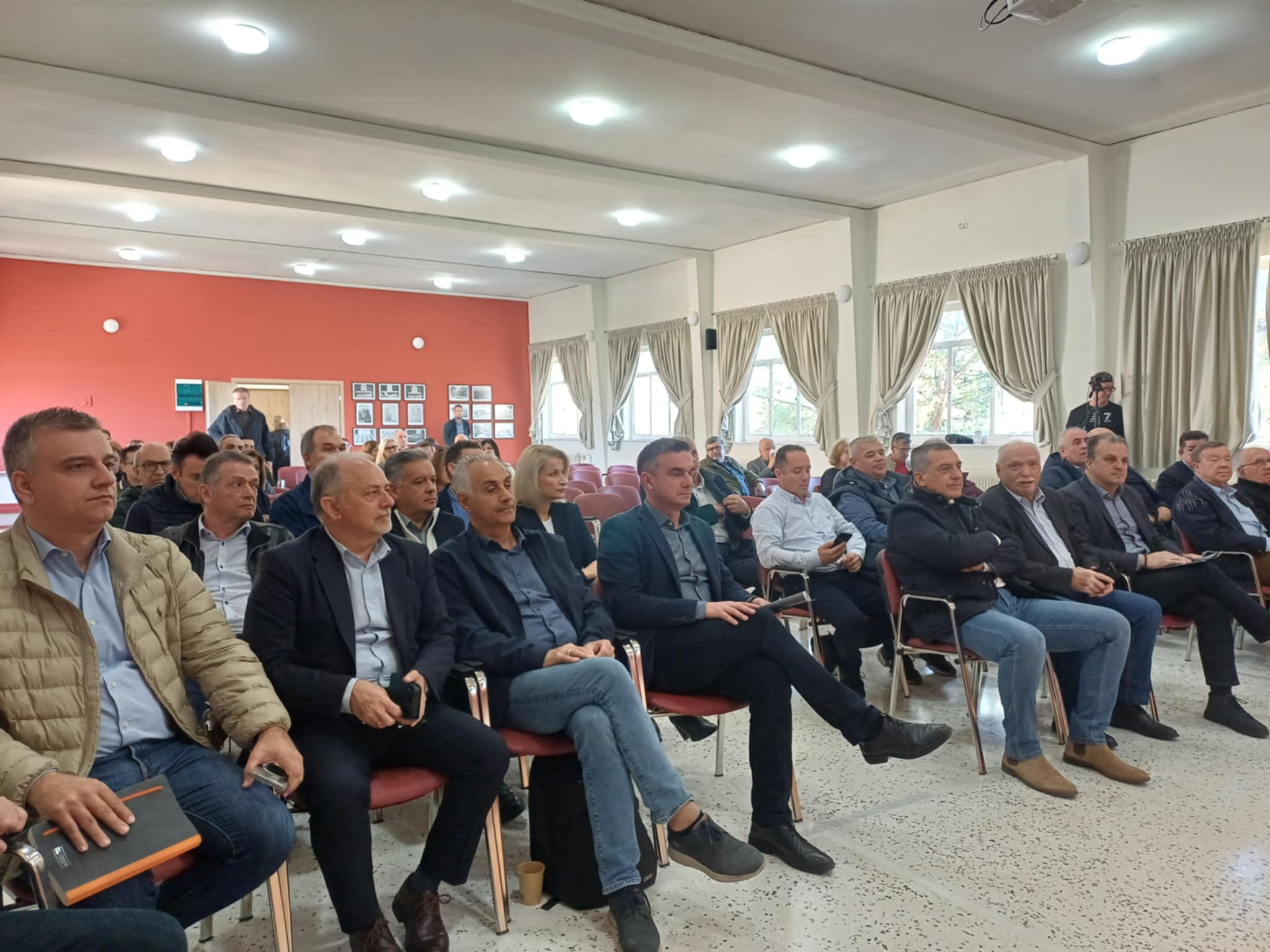 Αναλύθηαν οι επιπτώσεις στα εδάφη της Θεσσαλίας σε ημερίδα του ΕΛΓΟ Δήμητρα και της περιφέρειας (ΦΩΤΟ)