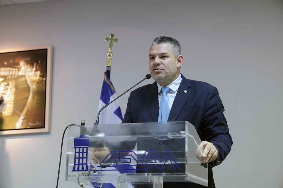 Δήμος Λαρισαίων: Παιδικά χαμόγελα και ευχές για το νέο έτος στη γιορτή της ΔΕΥΑΛ