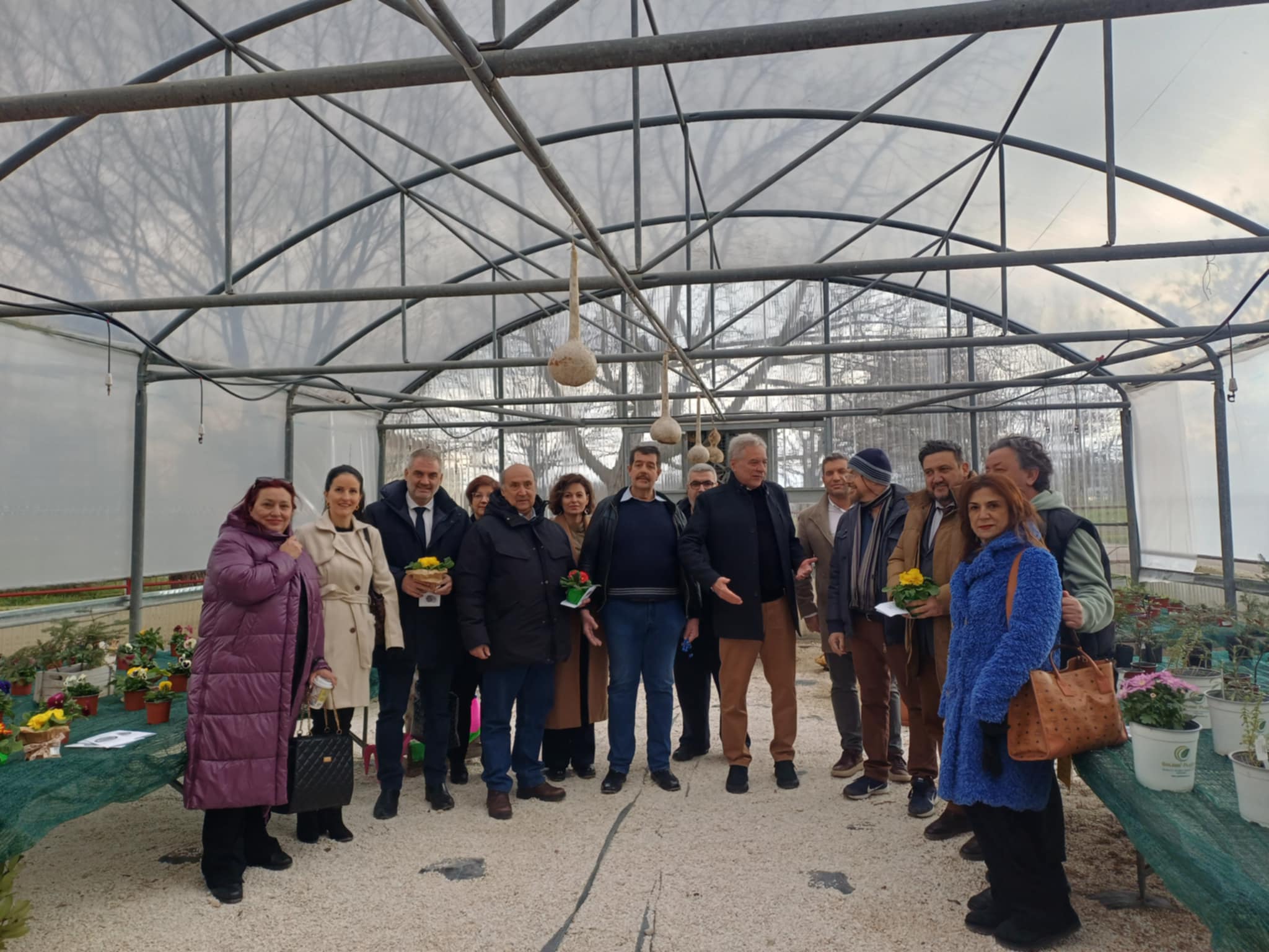 Ανακαίνιση θερμοκηπίου στο Κέντρο Ψυχικής Υγείας Λάρισας - Έργο με κοινωνικό αποτύπωμα στο ΓΝΛ (ΦΩΤΟ)