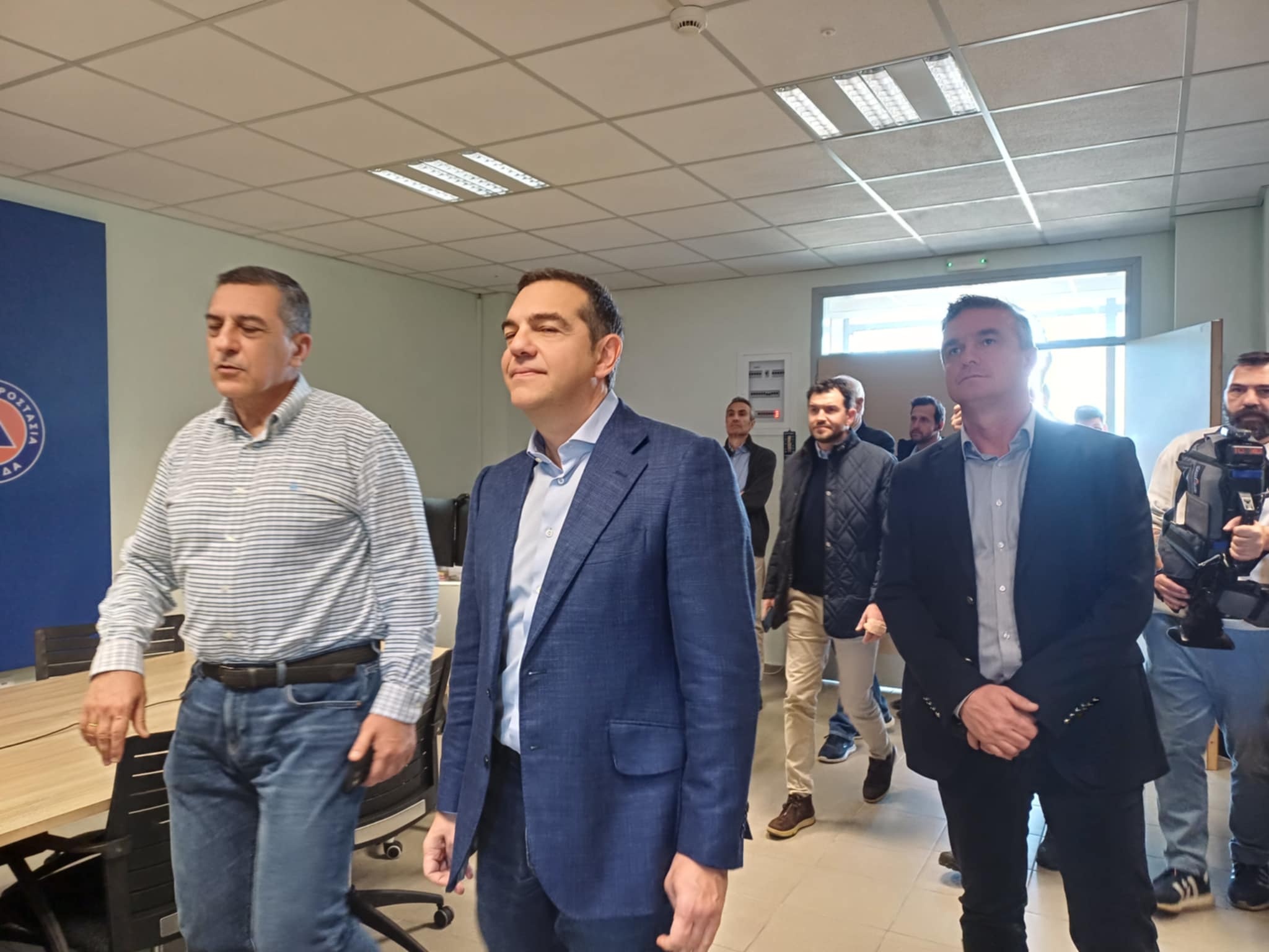 Τσίπρας στην ξενάγηση στο Επιχειρησιακό Κέντρο: Οι Θεσσαλοί εξακολουθούν να ζουν με ανασφάλεια για τις πλημμύρες (ΦΩΤΟ+video)