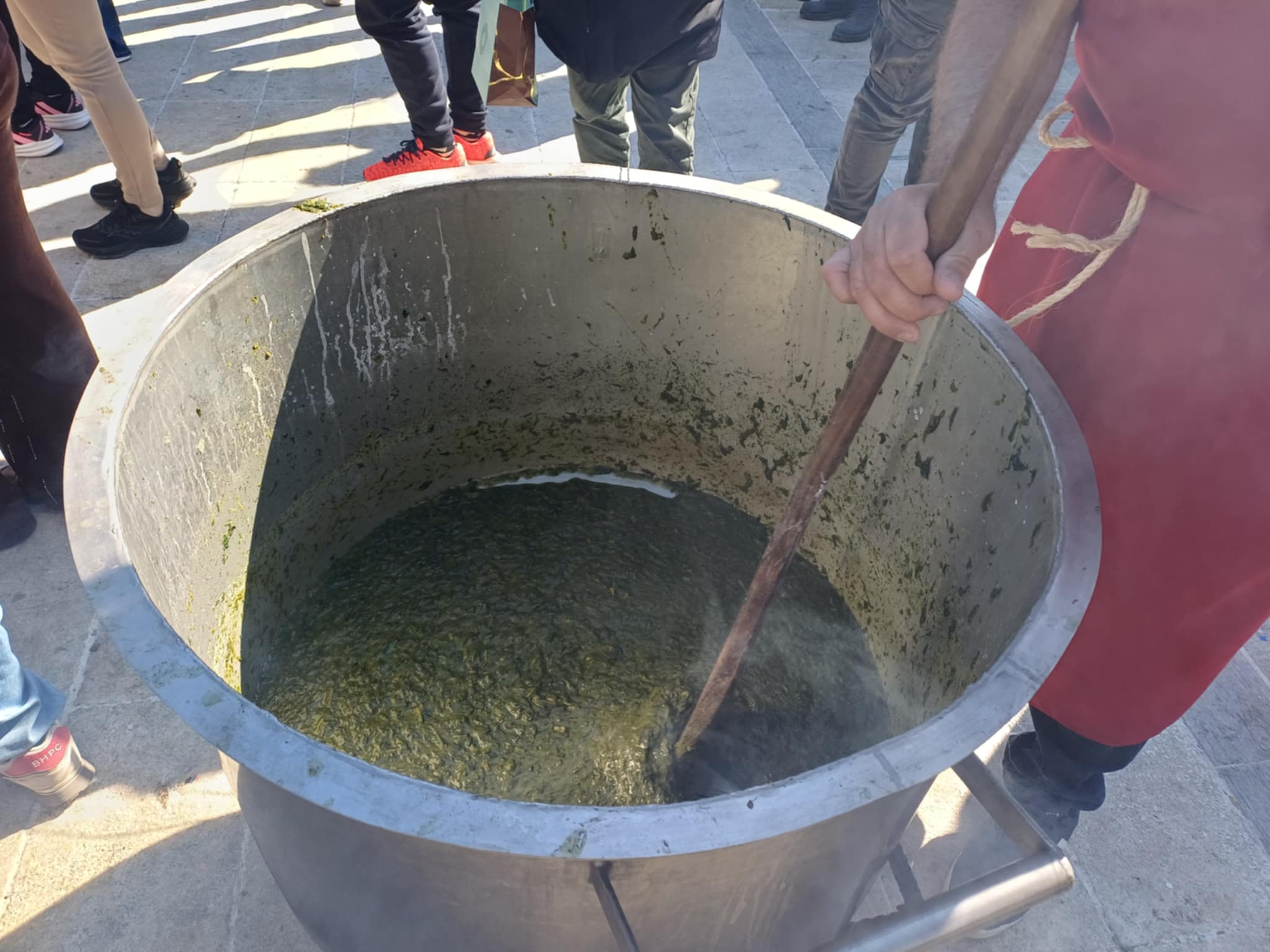 Πρε πρε πρε το «μπουρανί»!- εκατοντάδες επισκεπτες και ατέλειωτο κέφι στον Τύρναβο (ΦΩΤΟ+video)