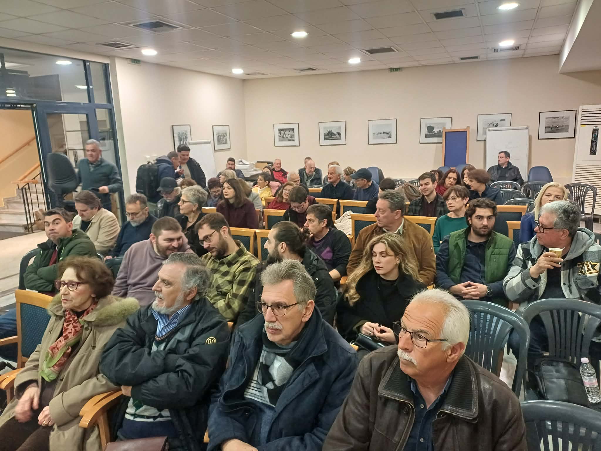 Τρία χρόνια από την τραγωδία στα Τέμπη: «Δεν θα σταματήσουμε μέχρι να βρούμε την αλήθεια» (ΦΩΤΟ)