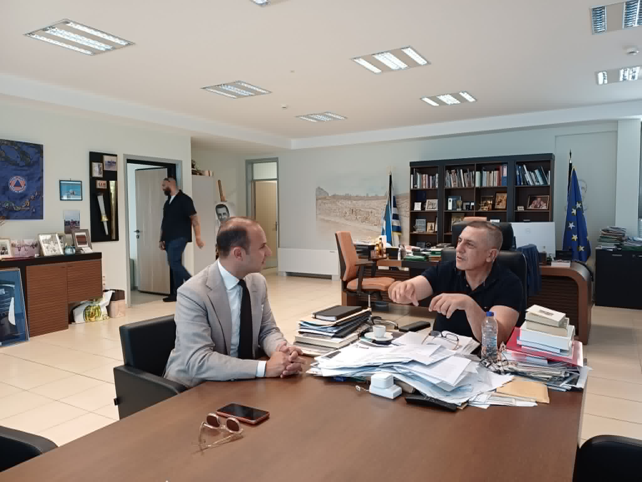 Επίσκεψη του νέου ιδιοκτήτη της ΠΑΕ ΑΕΛ Στ. Ζήση στον περιφερειάρχη Θεσσαλίας (φωτο+video)