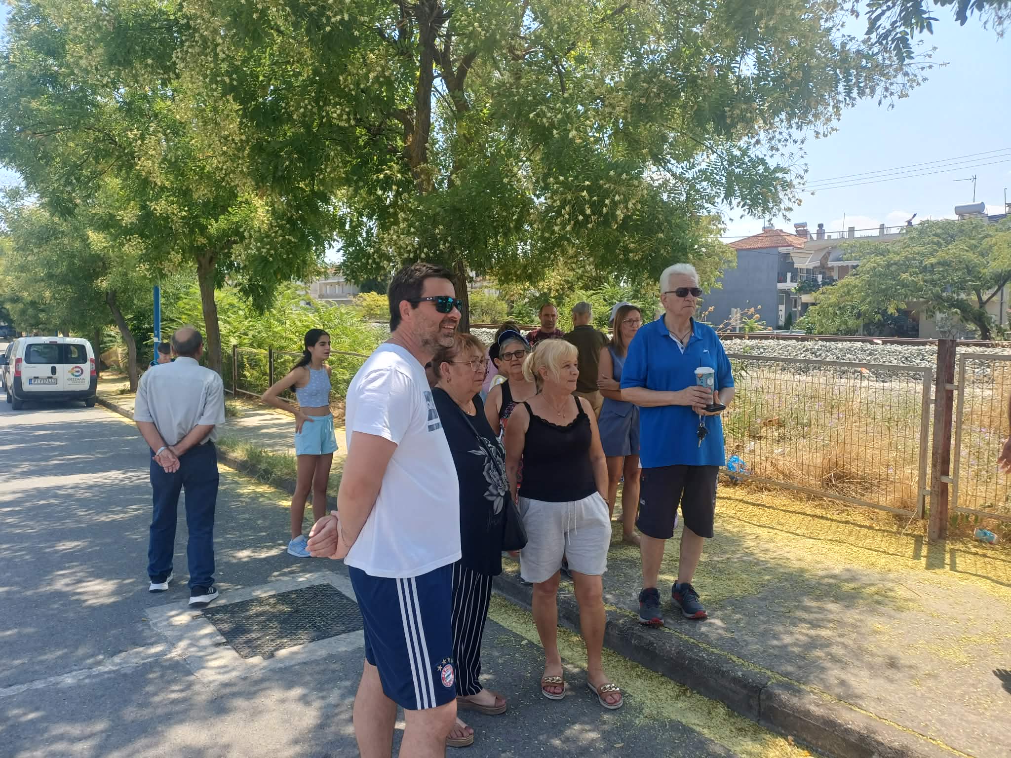 Βόλου: Αγανάκτηση κατοίκων Αγίου Γεωργίου και Τούμπας για την κατάργηση της διέλευσης (ΦΩΤΟ)