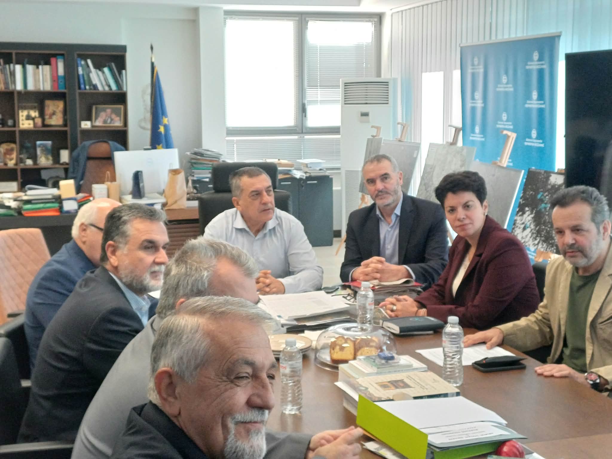 Στη Λάρισα κλιμάκιο του ΠΑΣΟΚ – Συνάντηση με τον Δημήτρη Κουρέτα (ΦΩΤΟ)