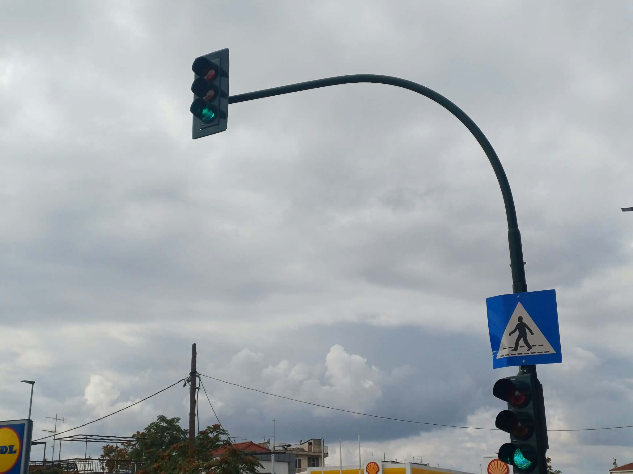 23 έξυπνες διαβάσεις και νέα φανάρια στη Λάρισα - Νέες παρεμβάσεις για την κυκλοφορία (ΦΩΤΟ)