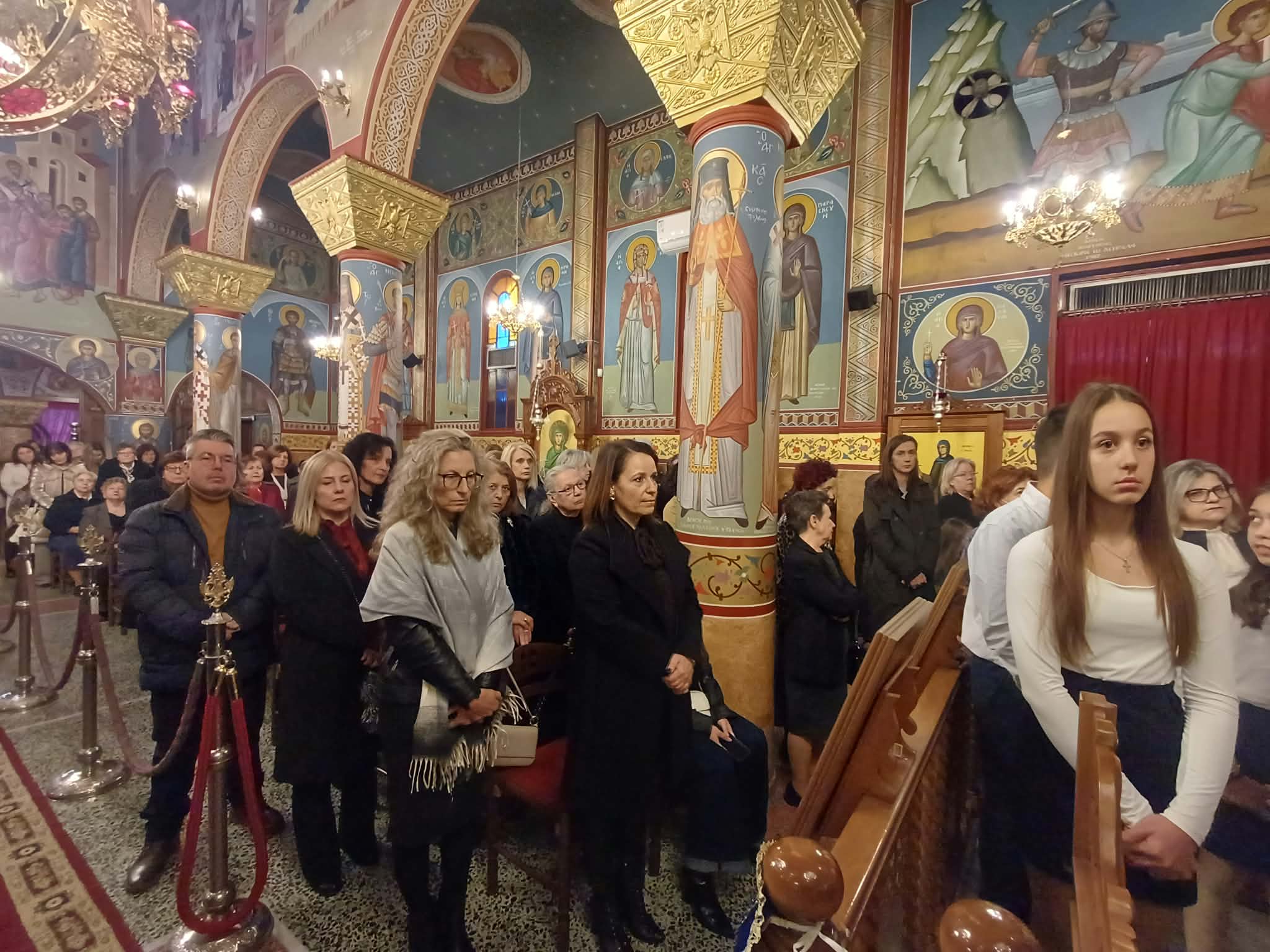 Λαρισα: Δεν πρόλαβε να παρελάσει σημαιοφόρος ο μικρός μαχητής της ζωής - ΦΩΤΟ 6 Δεν έγινε η παρέλαση στη Γιάννουλη – Δεν πρόλαβε να παρελάσει σημαιοφόρος ο Στέφανος, ο μικρός μαχητής της ζωής (ΦΩΤΟ+video)
