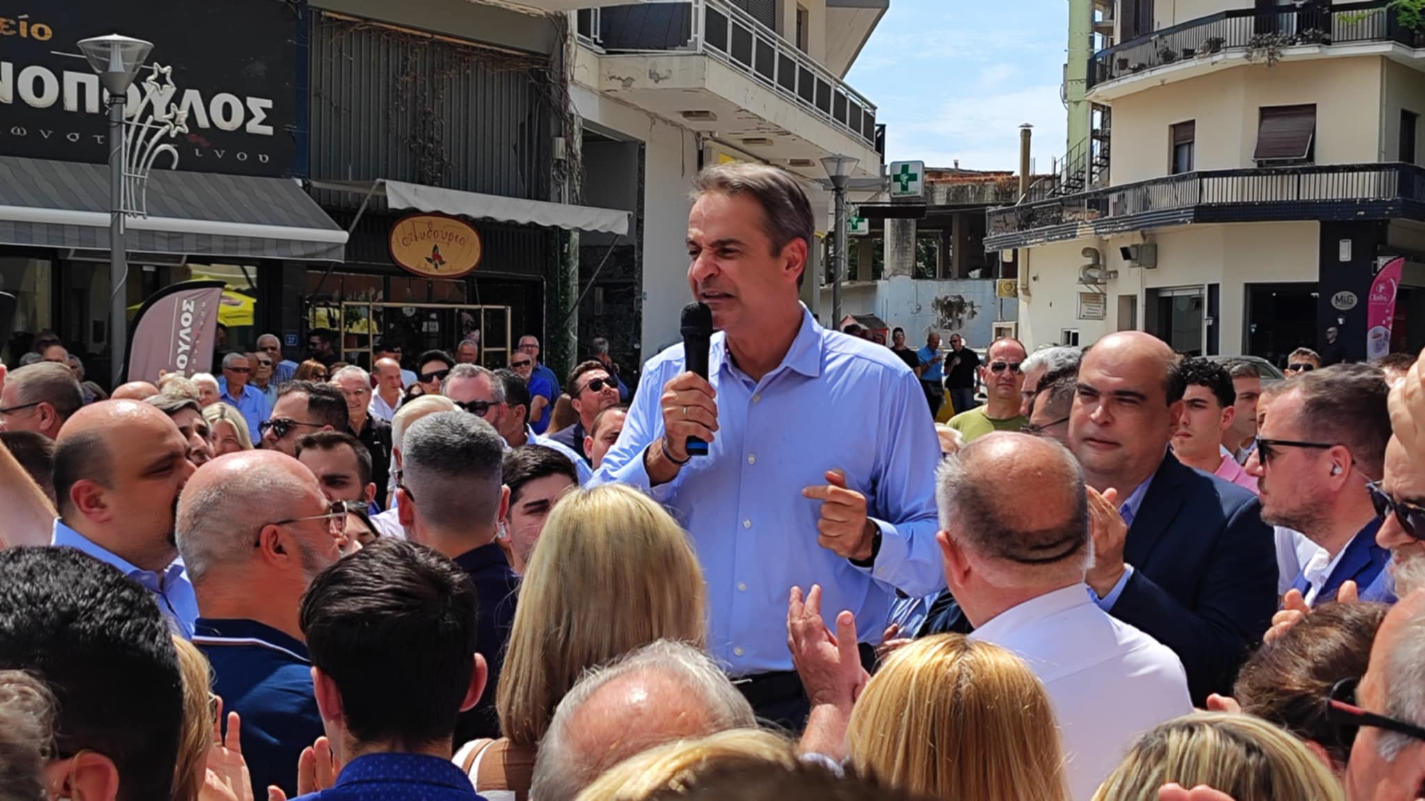 Μητσοτάκης από Βελεστίνο: Προτεραιότητα της κυβέρνησης η αποκατάσταση της Θεσσαλίας (ΦΩΤΟ)