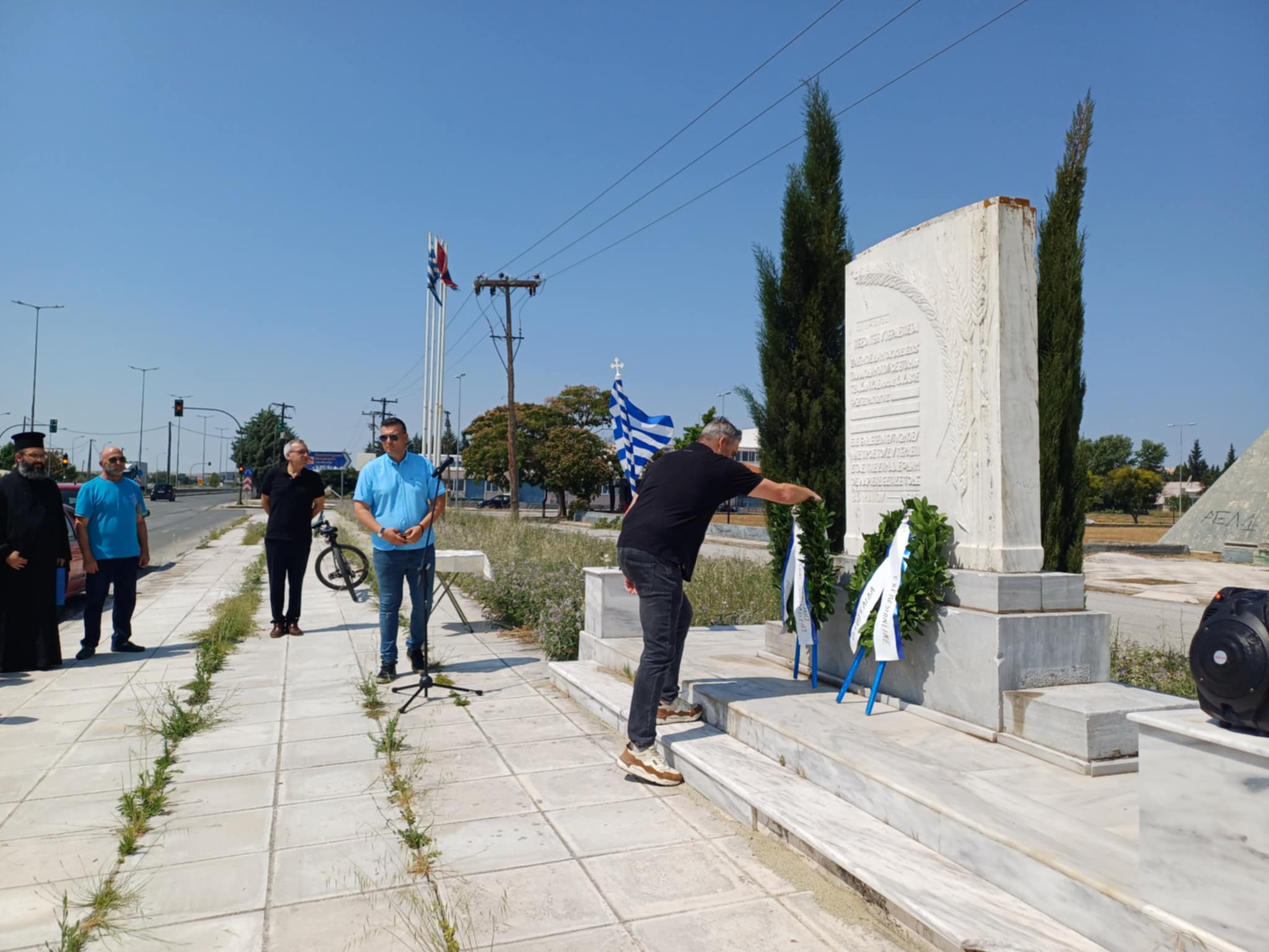 Τιμήθηκε στη Λάρισα για δε΄κατη συνεχή χρονιά η  «Μάχη της Σημαίας». (ΦΩΤΟ+video)