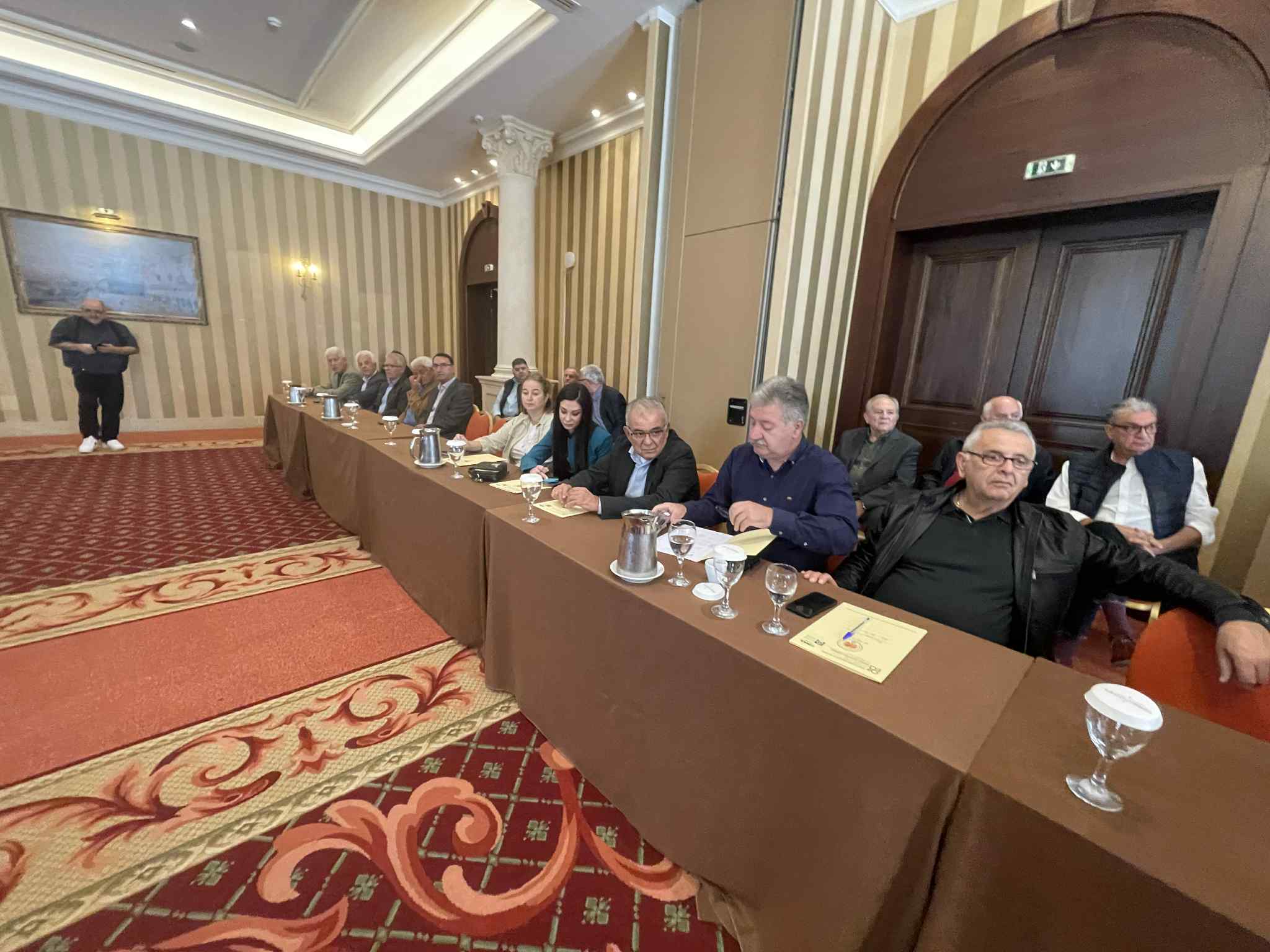 Κρίσιμη για το με΄λλον του κλα΄δου συνεδρίαση της Ομοσπονδίας αρτοποιών Ελλάδας στη Λάρισα (ΦΩΤΟ+video)