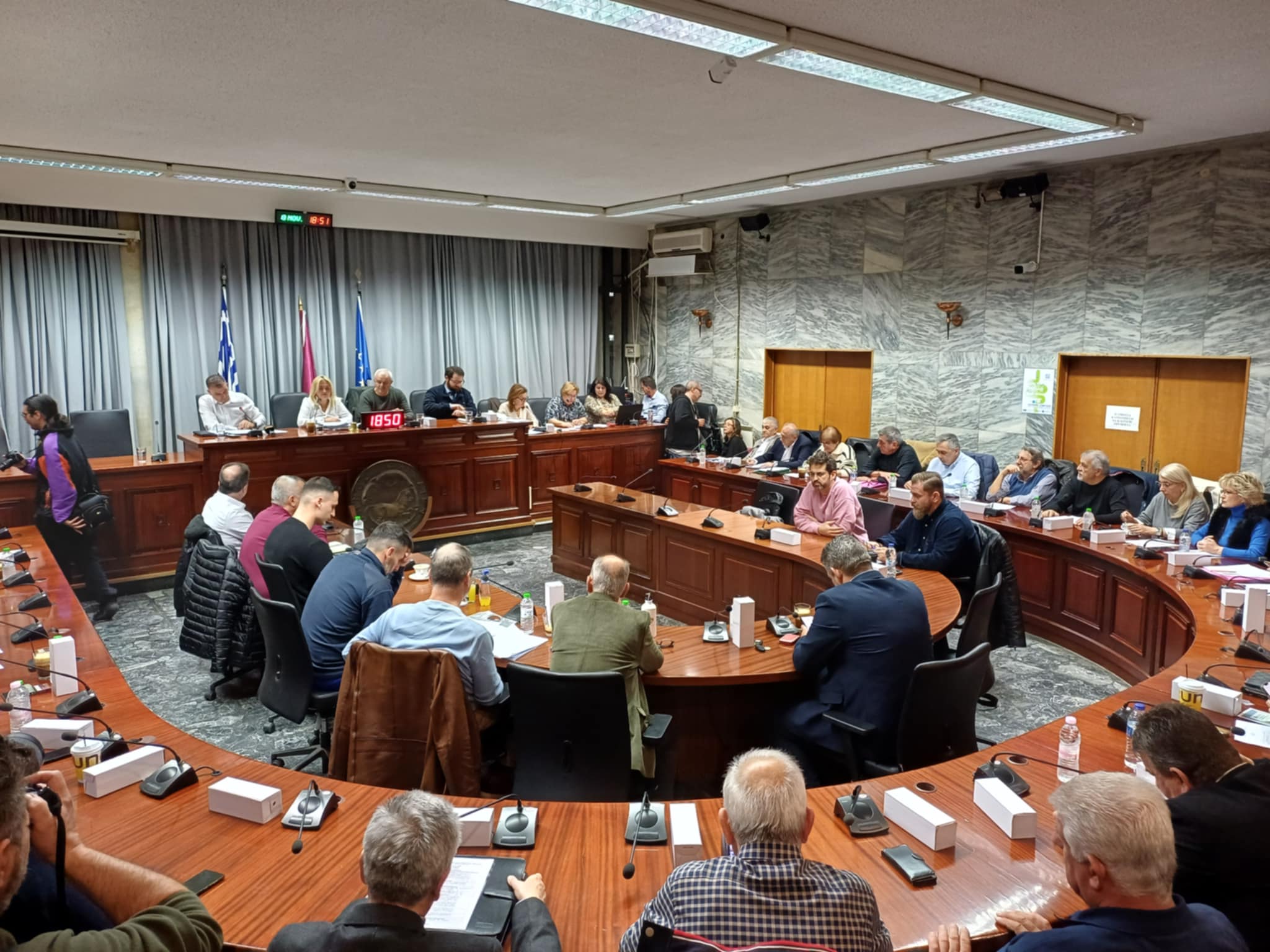 Μαμάκος: Έρχονται αντιδράσεις από τους δήμους με κλειστά δημαρχεία στις 17 Δεκέμβρη (ΦΩΤΟ)