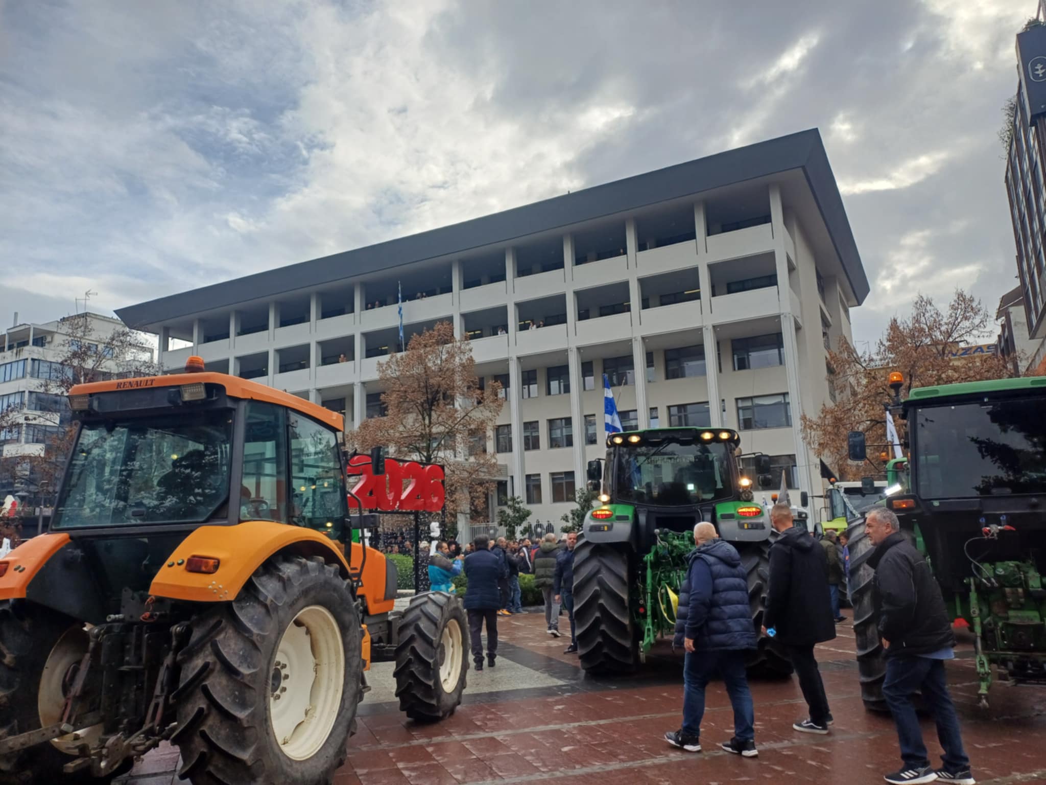Αναβολή για τις 15 Δεκεμβρίου πήρε η δίκη των τριων συλληφθέντων αγροτών (ΦΩΤΟ)