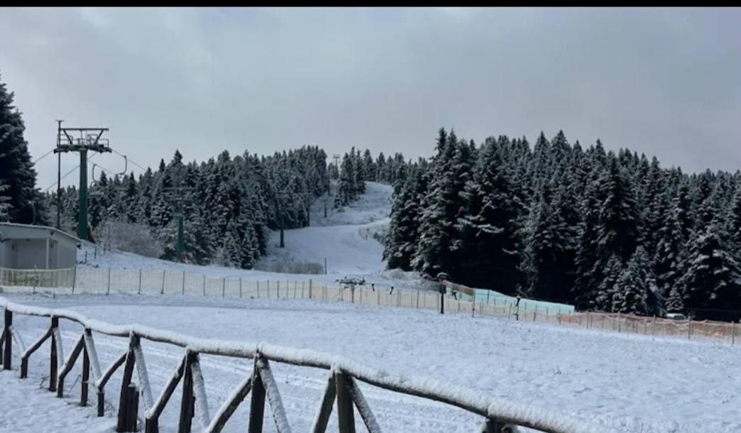 Χιονισμένο πανέμορφο Περτούλι: Το Νταβός της Ελλάδας (ΦΩΤΟ)