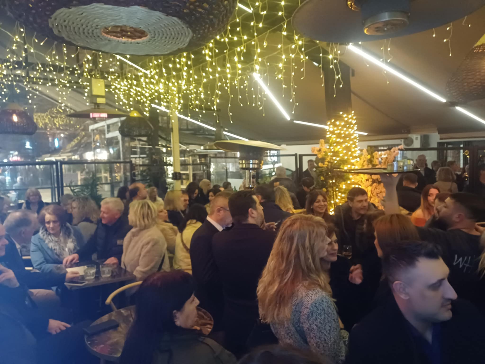 H παράταξη του δημάρχου θανάση Μαμάκου «Η Λάρισα που μας αξίζει!» έκοψε την πρωτοχρονιάτικη πίτα (ΦΩΤΟ+video)