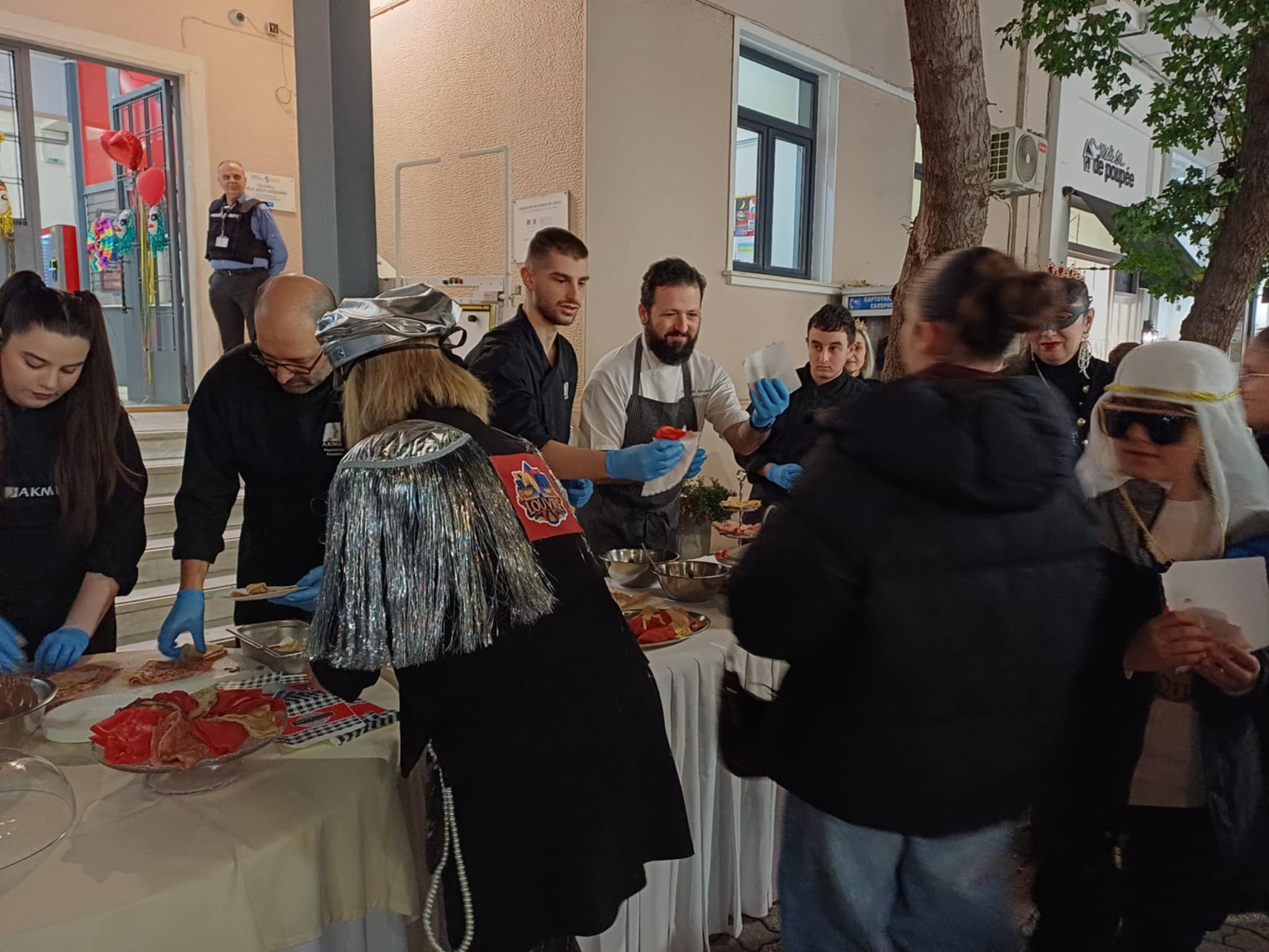 Γλυκιά ή αλμυρή;-Πλήθος κόσμου στην Κούμα για τη γιορτή της κρέπας  (ΦΩΤΟ)