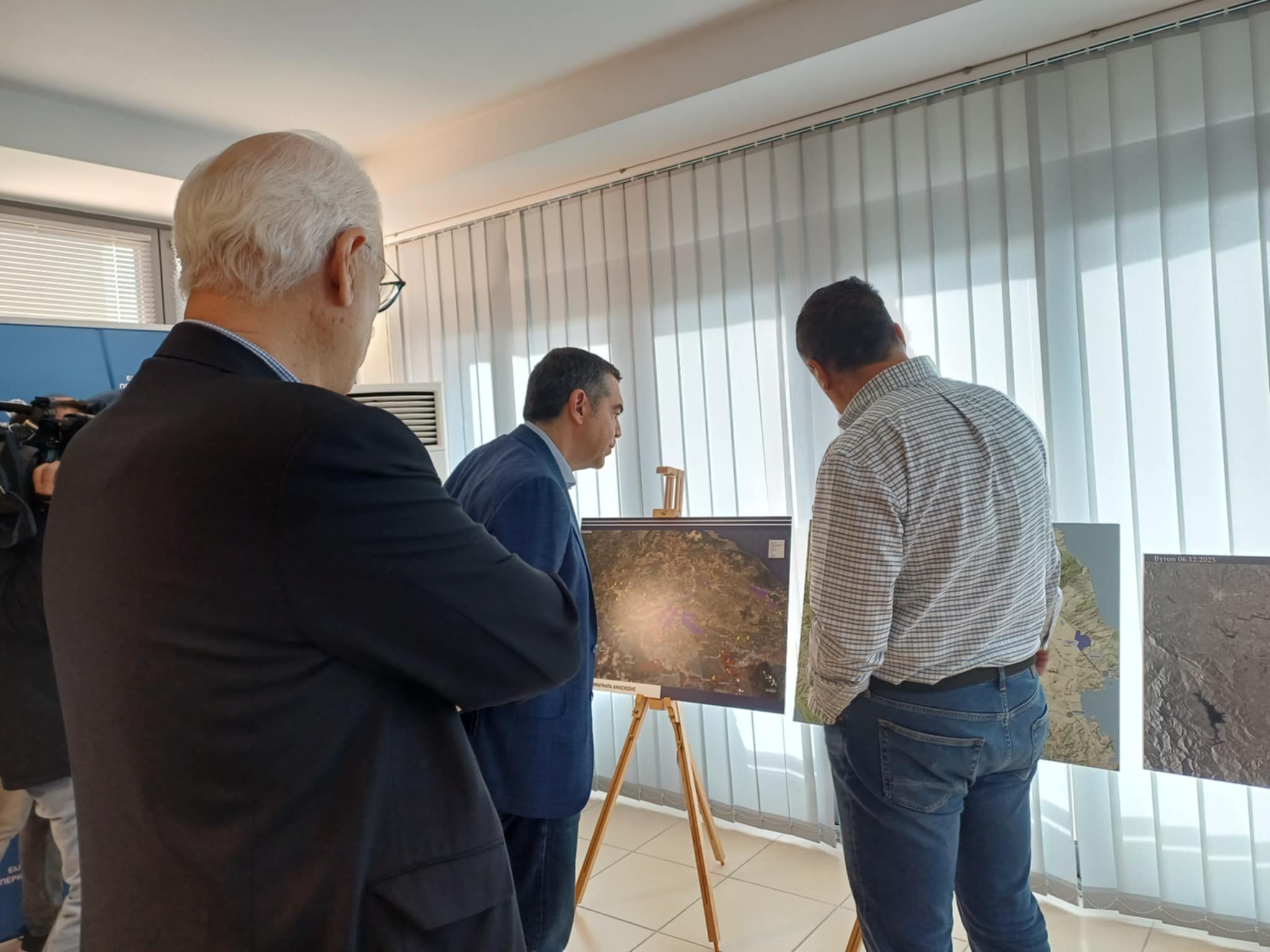 Επίσκεψη Αλέξη Τσίπρα στον Κουρέτα-το βράδυ η ομιλία του με την παρουσίαση του βιβλίου του «Ιθάκη»