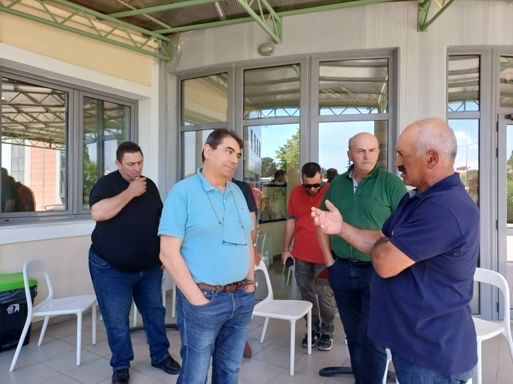 Οργή κτηνοτρόφων στην περιφερεια για την απαγόρευση μετακίνησης των κοπαδιών τους από το ΥπΑΑΤ (ΦΩΤΟ)
