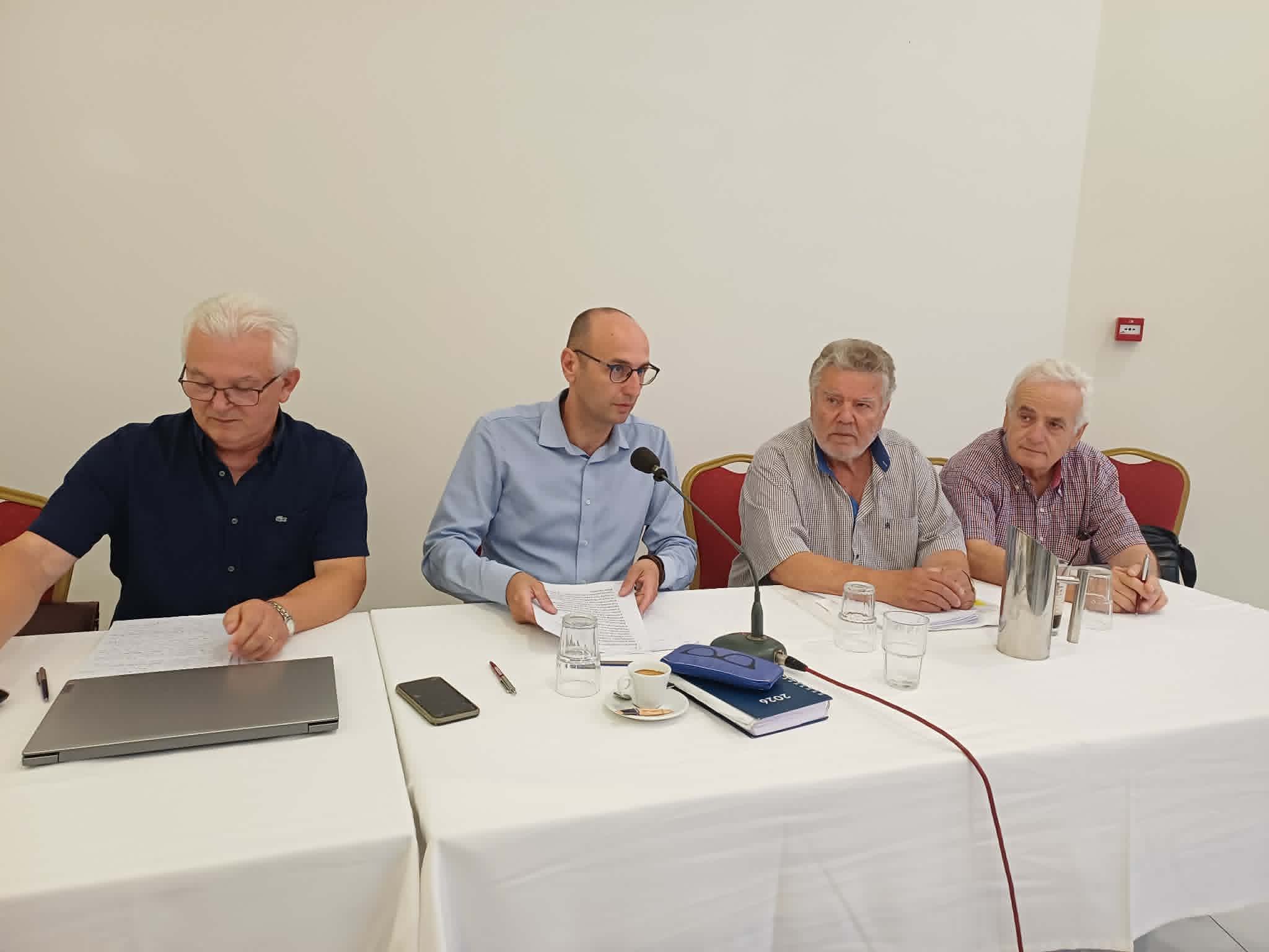 Αντιδρούν οι συνταξιούχοι της ΔΕΗ στην καταστροφή των υποδομών εξόρυξης του λιγνίτη- εκδήλωση στη Λάρισα (ΦΩΤΟ)