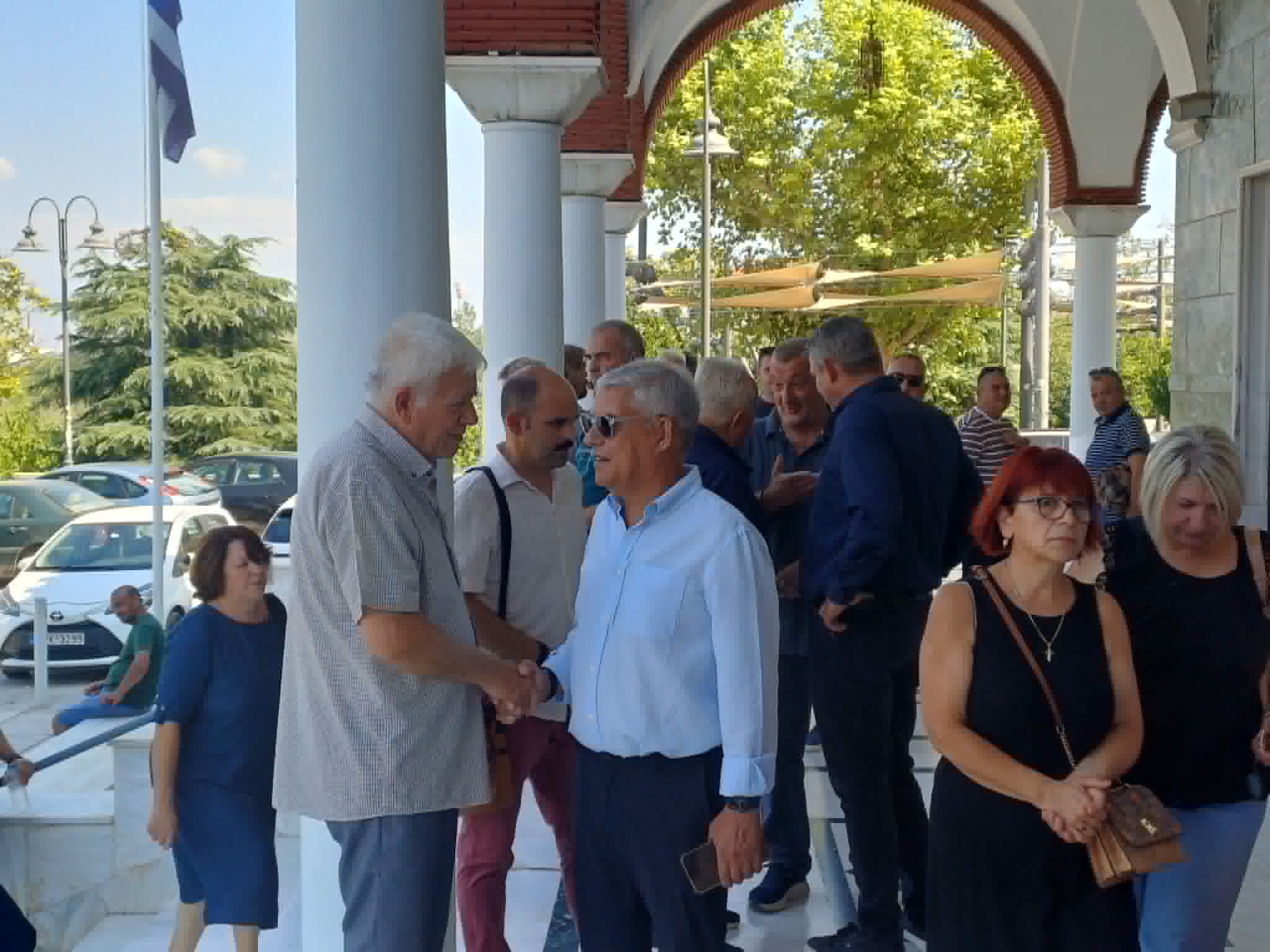Σε κλίμα βαθειάς οδύνης και πάνδημα η κηδεία του σπουδαίου γιατρού και αυτοδιοικητικού Θανάση Μητσιού (ΦΩΤΟ)