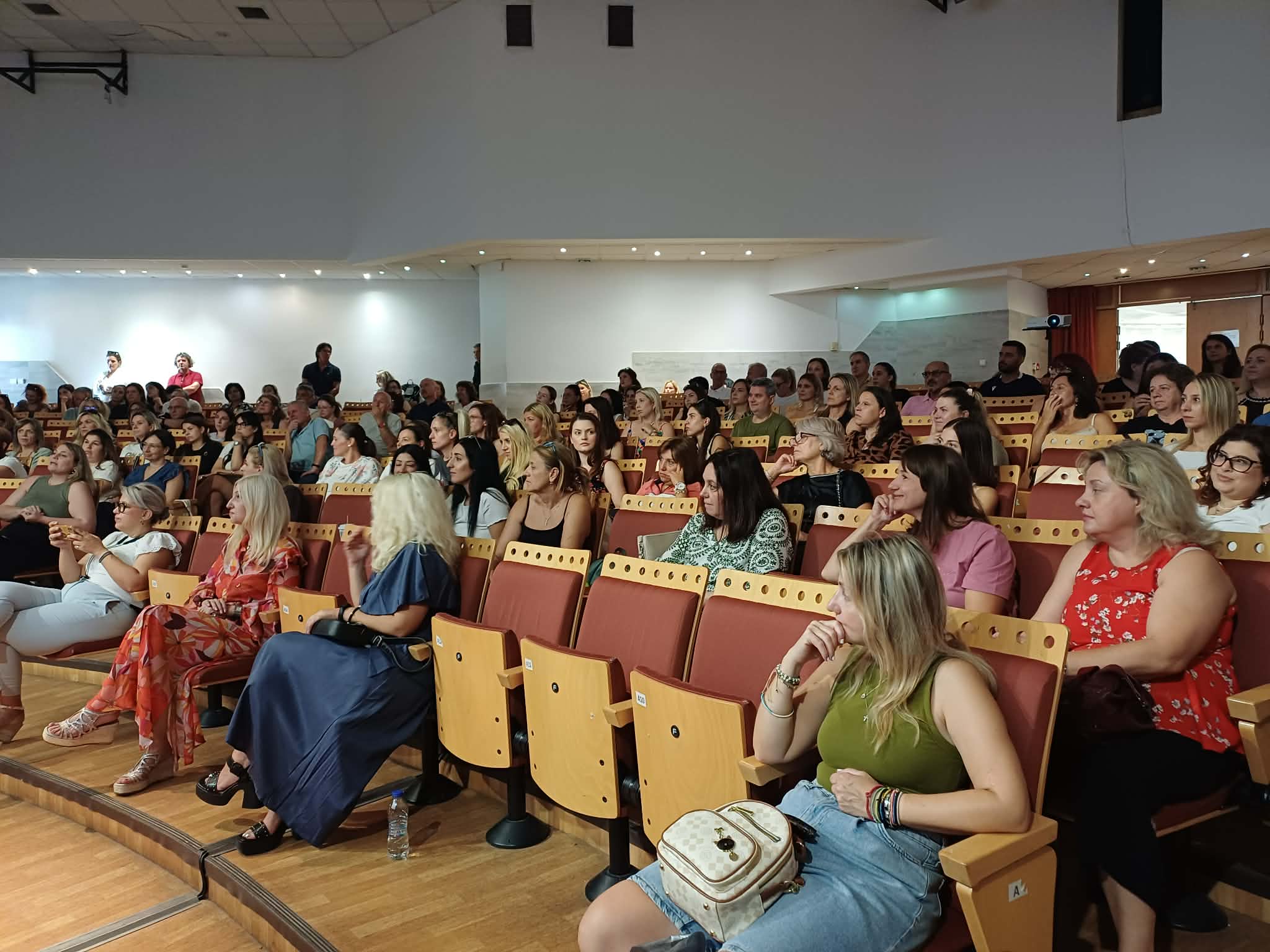 Επιμορφωτική Ημερίδα Πρώτων Βοηθειών στο Σχολείο από τη Διεύθυνση Πρωτοβάθμιας Λάρισας (ΦΩΤΟ)