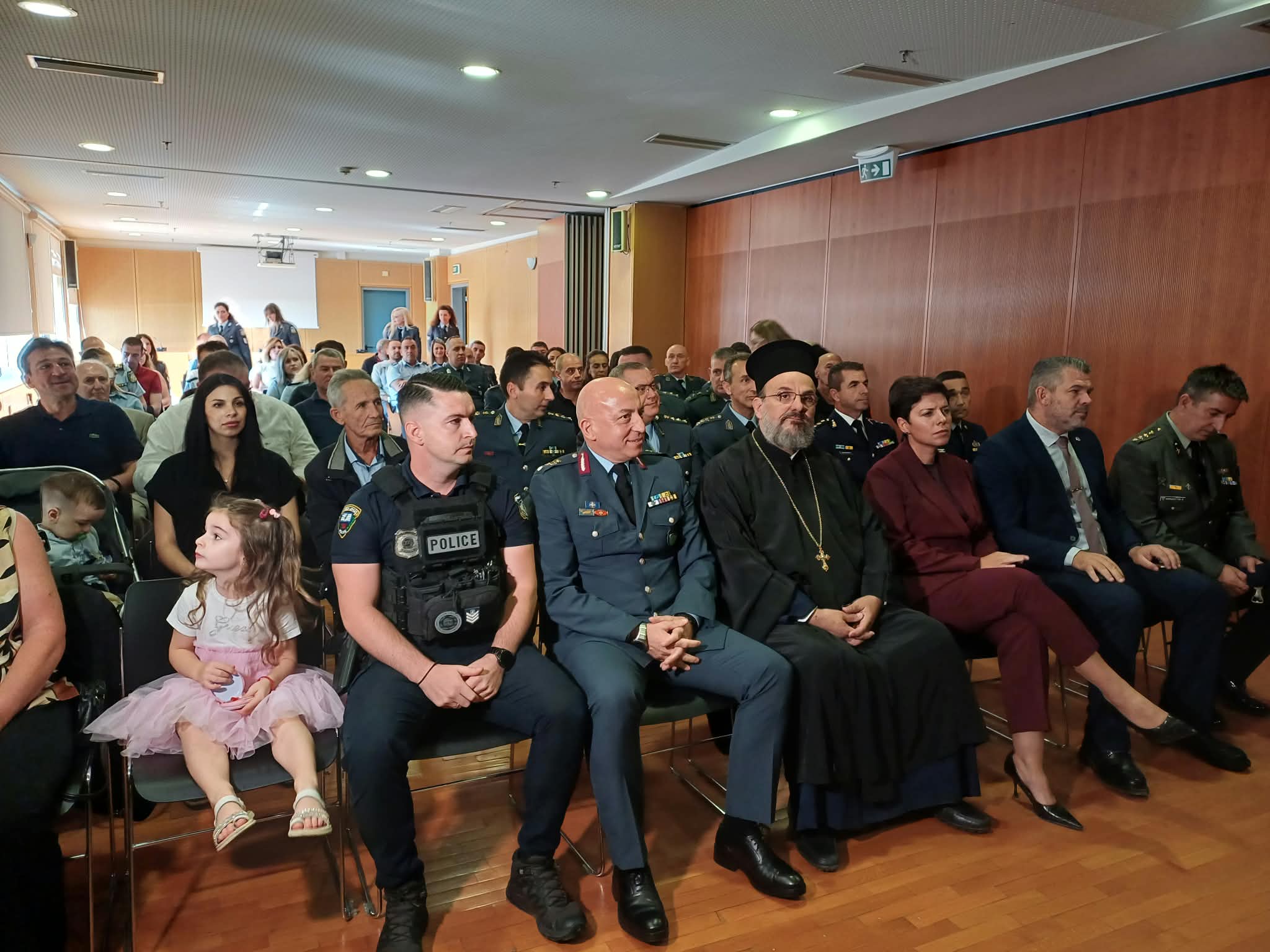 Λάρισα: Δύο χρόνια μετά την ένοπλη συμπλοκή ο Αρχιφύλακας Παναγ. Αναγνώστου τιμήθηκε για την πράξη ανδραγαθίας (ΦΩΤΟ+viideo)