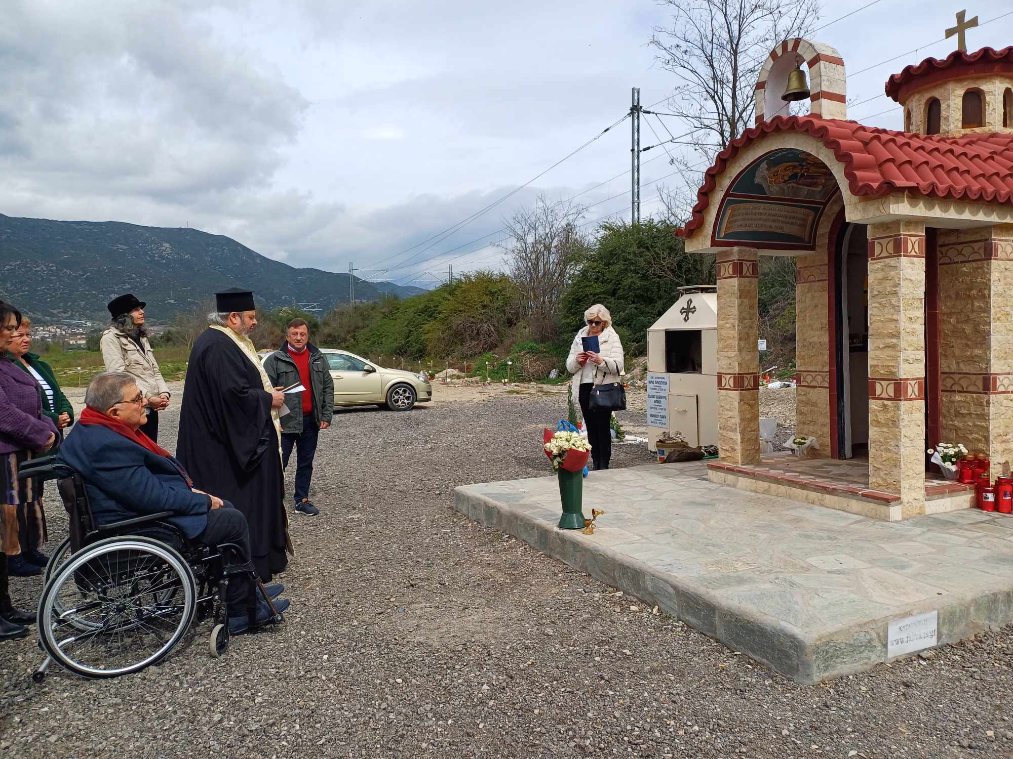 Επίσκεψη Πρόδρομου Εφιετζόγλου στον τόπο της τραγωδίας στα Τέμπη και τρισάγιο (φωτ.)