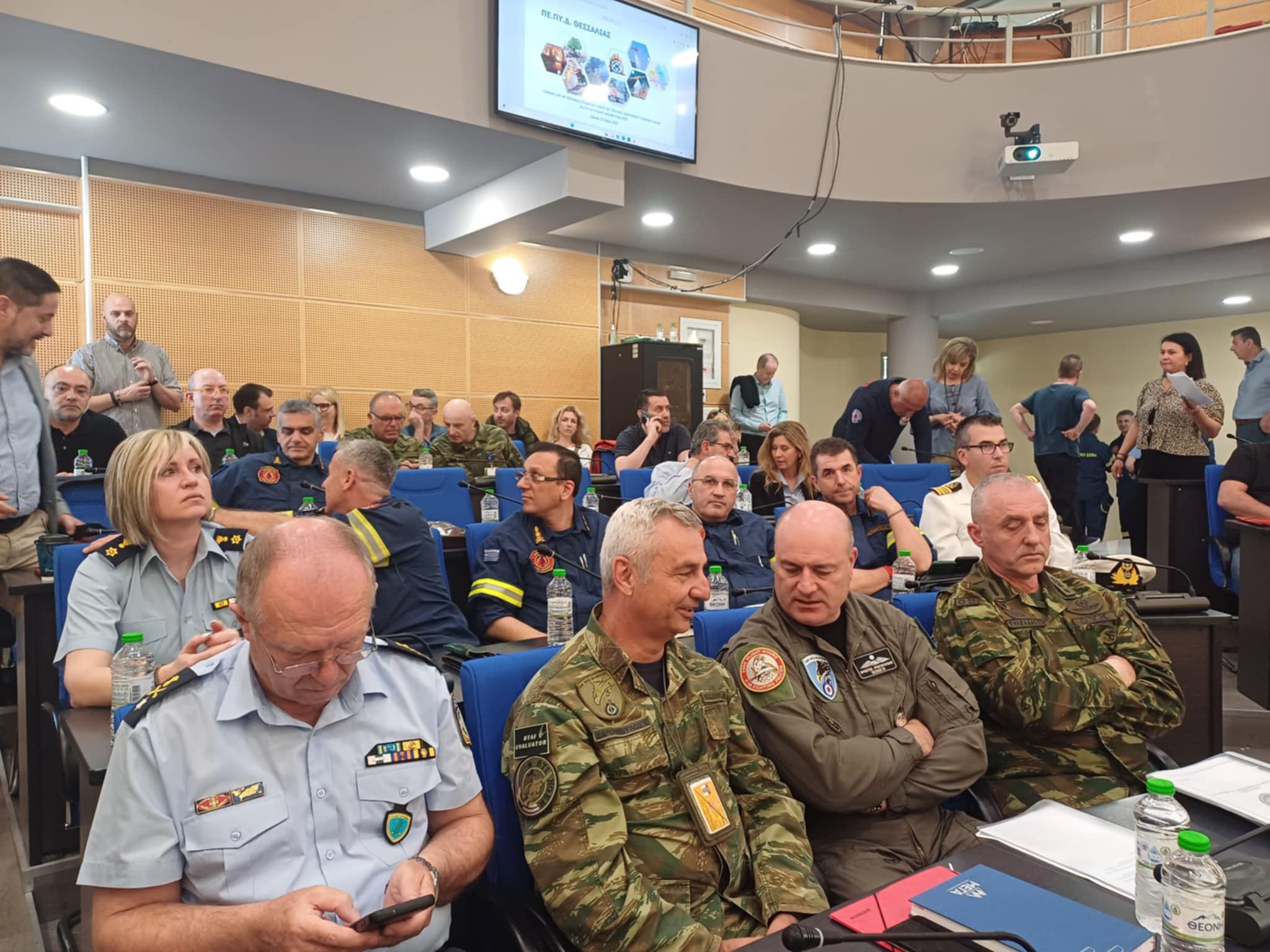 Σε σύσκεψη στην περιφέρεια για την αντιπυρική περίοδο  προεδρεύει ο υφυπουργός Πολιτικής Προστασίας (ΦΩΤΟ)