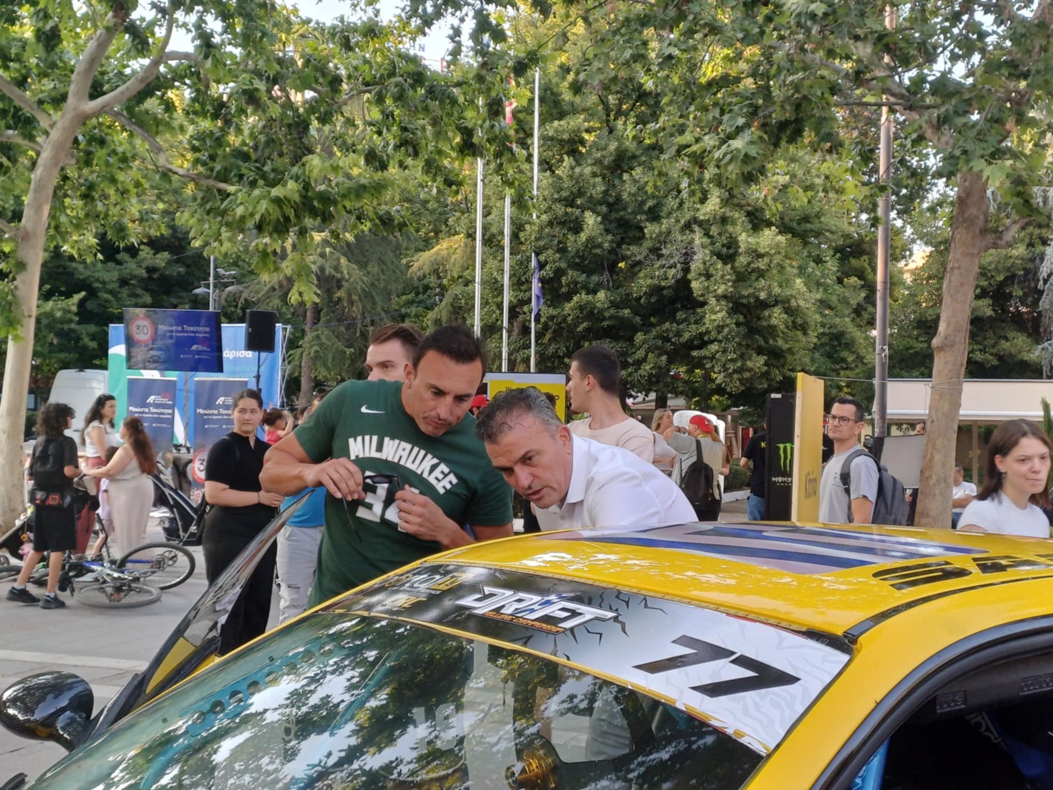 Το ΕΚΟ Ράλλυ Ακρόπολις στη Λάρισα– Εκδήλωση για την Οδική Ασφάλεια στην Κεντρική Πλατεία (ΦΩΤΟ)