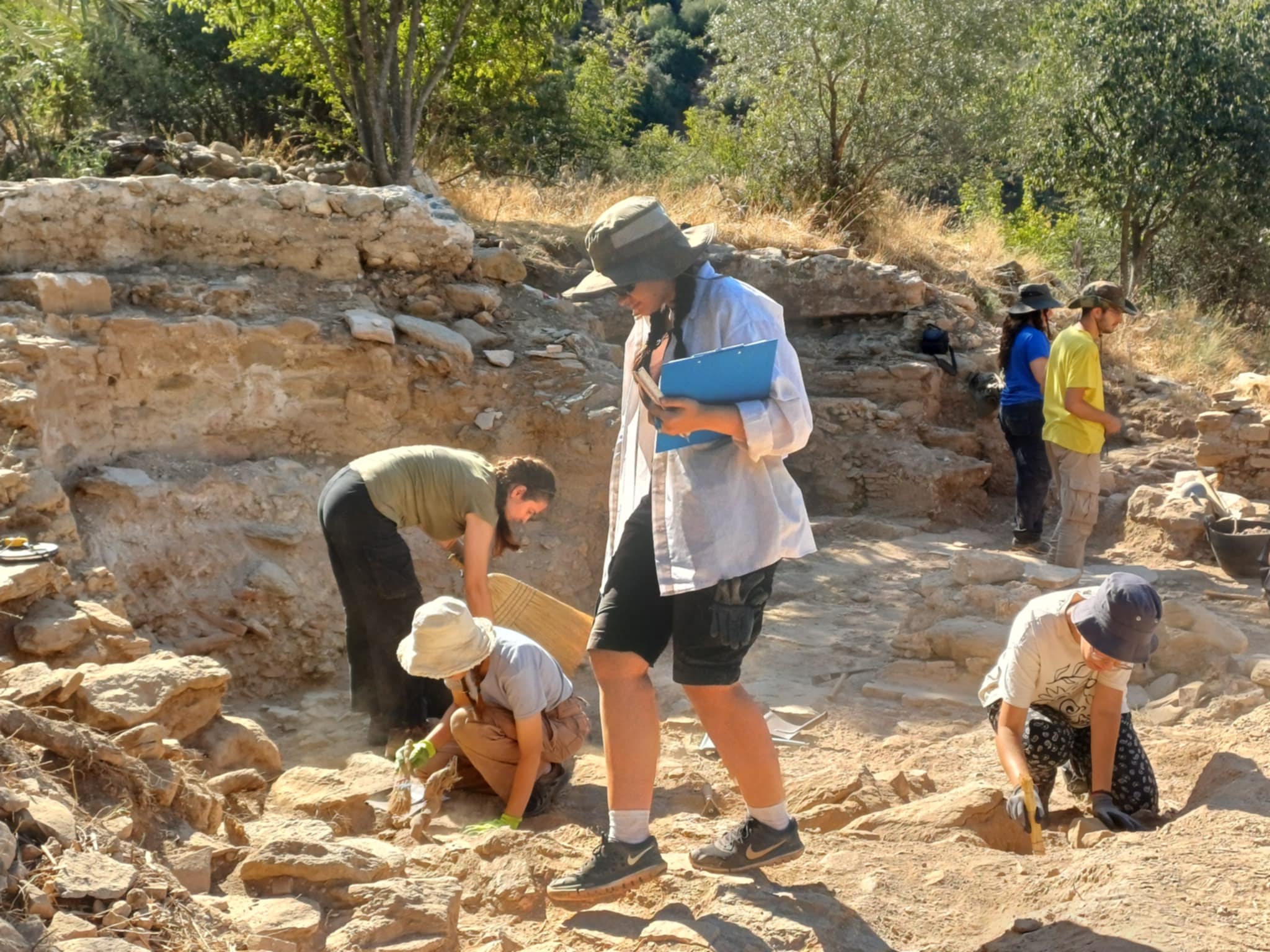 Ανασκαφική έρευνα στη Μαρμαρίνη Αγιάς: στο φως ο βυζαντινός ναός του Αγίου Δημητρίου (ΦΩΤΟ)