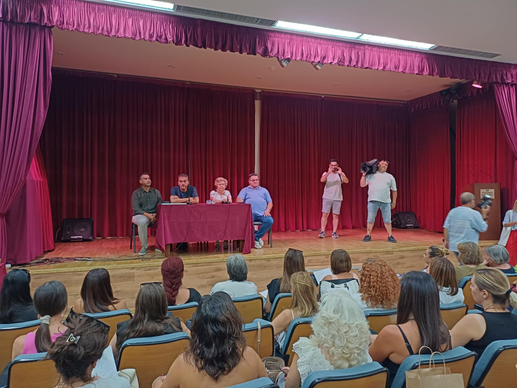 Ανανέωση συμβάσεων 168 εργαζόμενων στους παιδικούς σταθμούς του Δ. Λαρισαίων (ΦΩΤΟ)