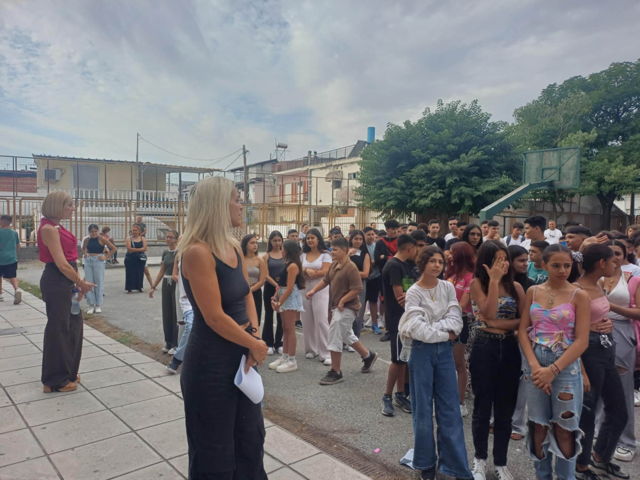 Στον αγιασμό στο 11ο Λύκειο στη νέα Σμύρνη ο δήμαρχος Λαρισαίων Θανάσης Μάμάκος (ΦΩΤΟ+video)