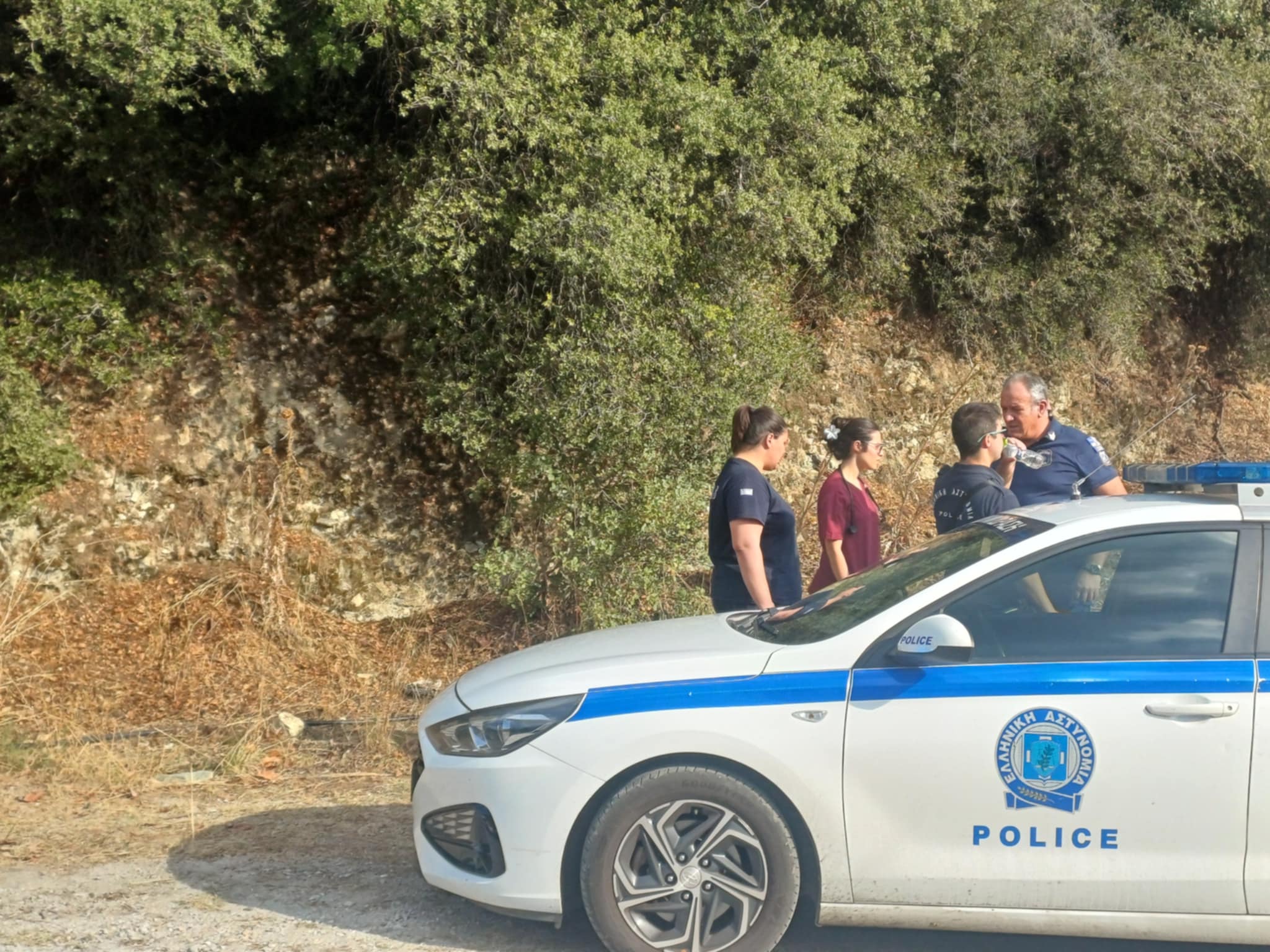 Έδωσε σημεία ζωής ο 53χρονος που εγκλωβίστηκε σε σπηλιά στους Γόννους- Λαμβάνει οξυγόνο