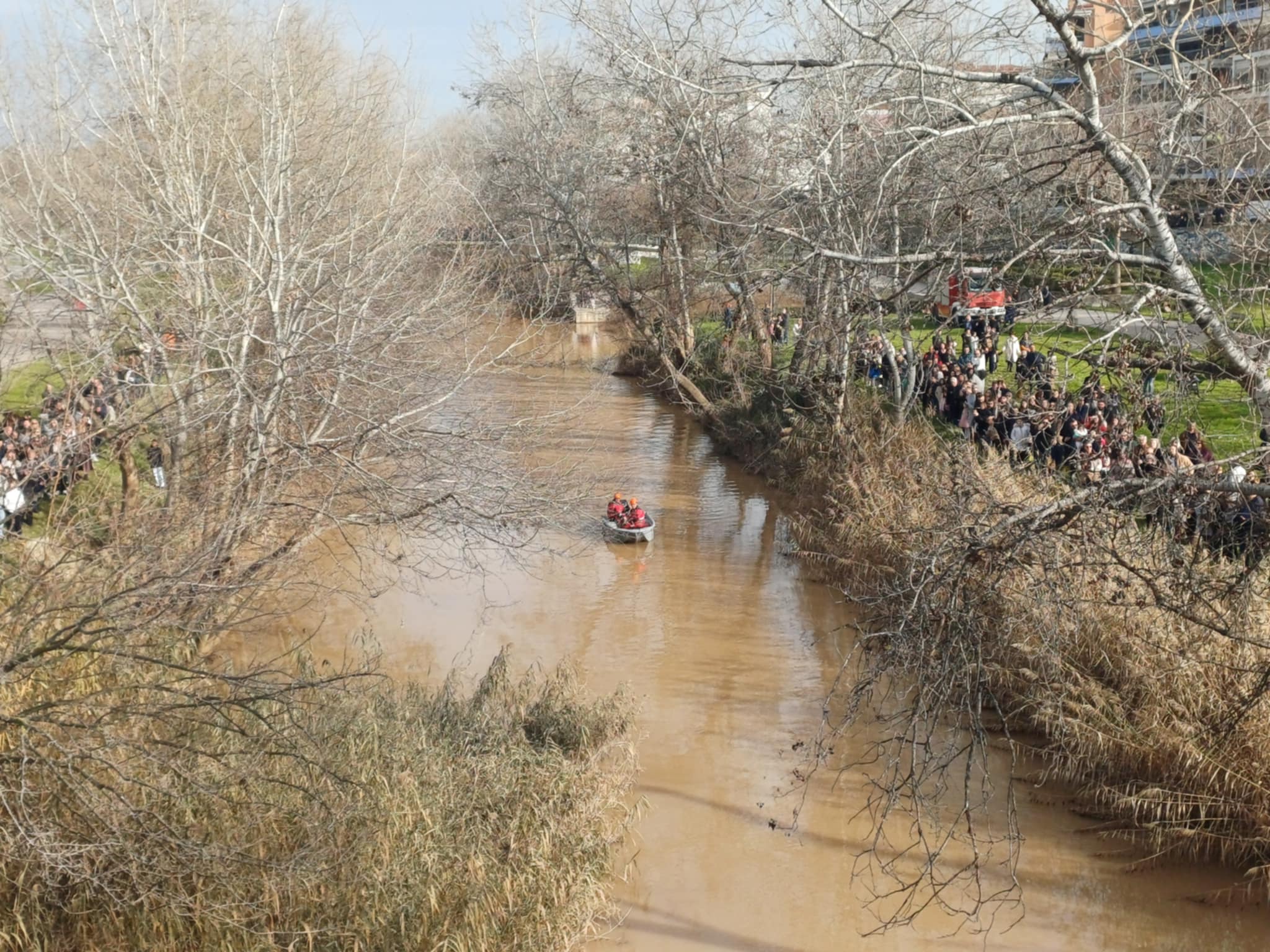 Ο 22χρονος Ραφαήλ Νικολάου είναι ο πιστός που έπιασε το σατυρό στη Λάρισα (ΦΩΤΟ+video)