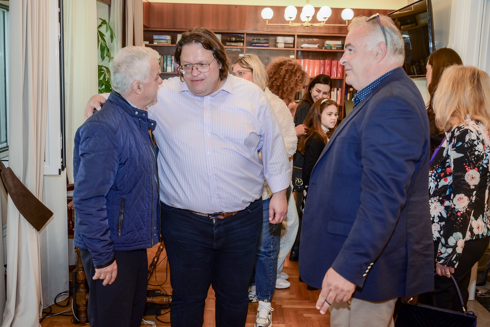 Ευχές για την ονομαστική του εορτή δέχθηκε σήμερα το πρωί ο τομεάρχης Θεσμών και Διαφάνειας του ΠΑΣΟΚ Θωμάς Παπαλιάγκας (ΦΩΤΟ
