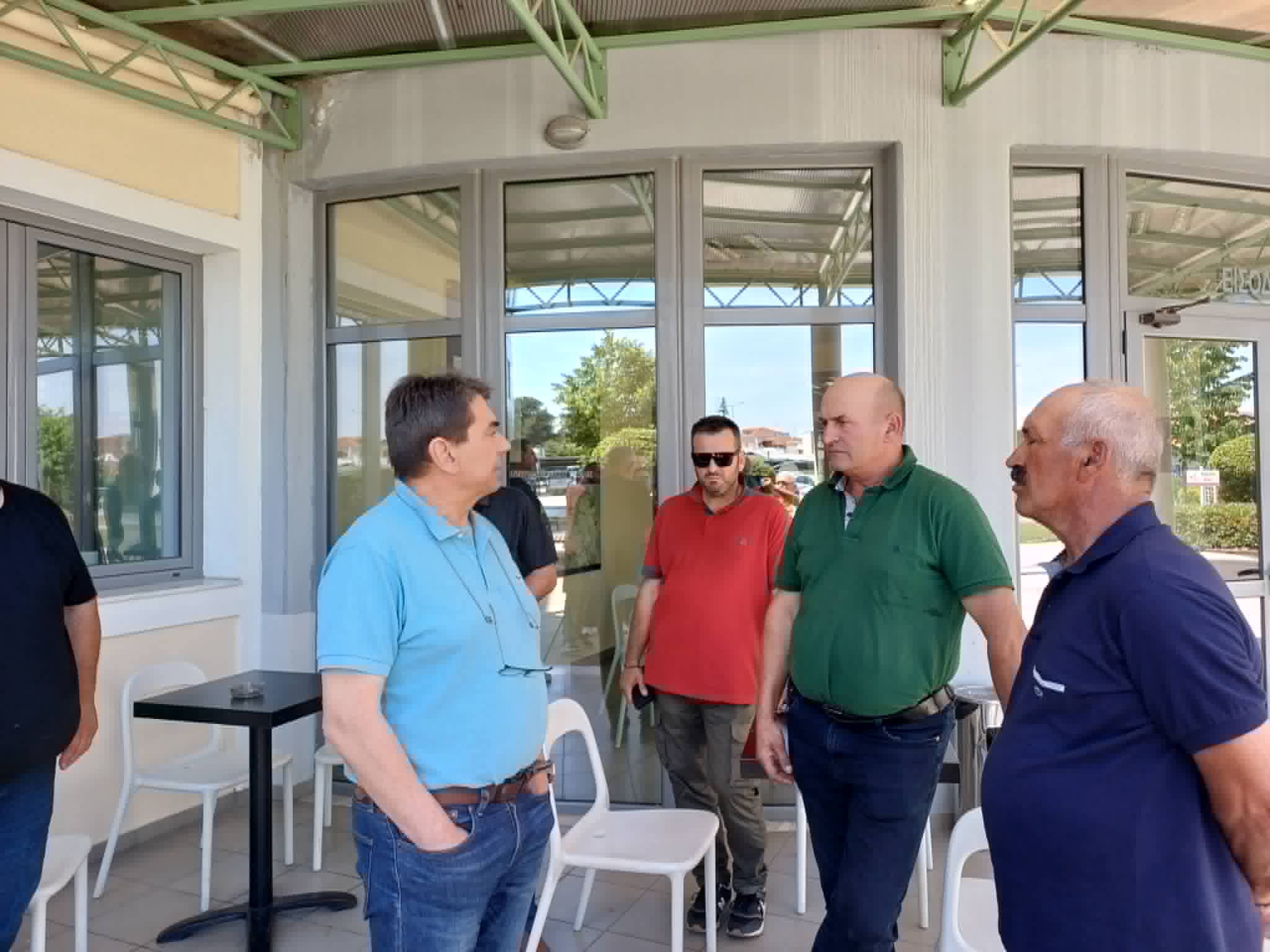 Οργή κτηνοτρόφων στην περιφερεια για την απαγόρευση μετακίνησης των κοπαδιών τους από το ΥπΑΑΤ (ΦΩΤΟ)