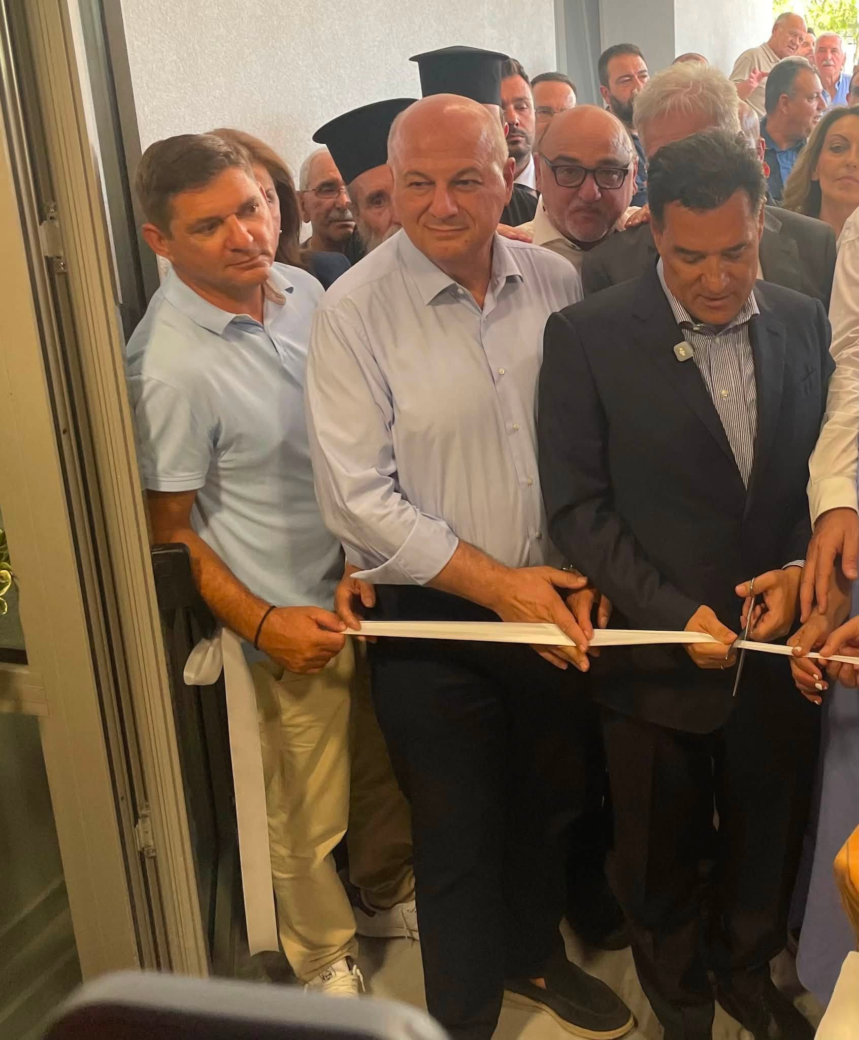 Το ανακαινισμένο Κέντρο Υγείας Σοφάδων εγκαινίασε ο Άδωνις Γεωργιάδης (ΦΩΤΟ)