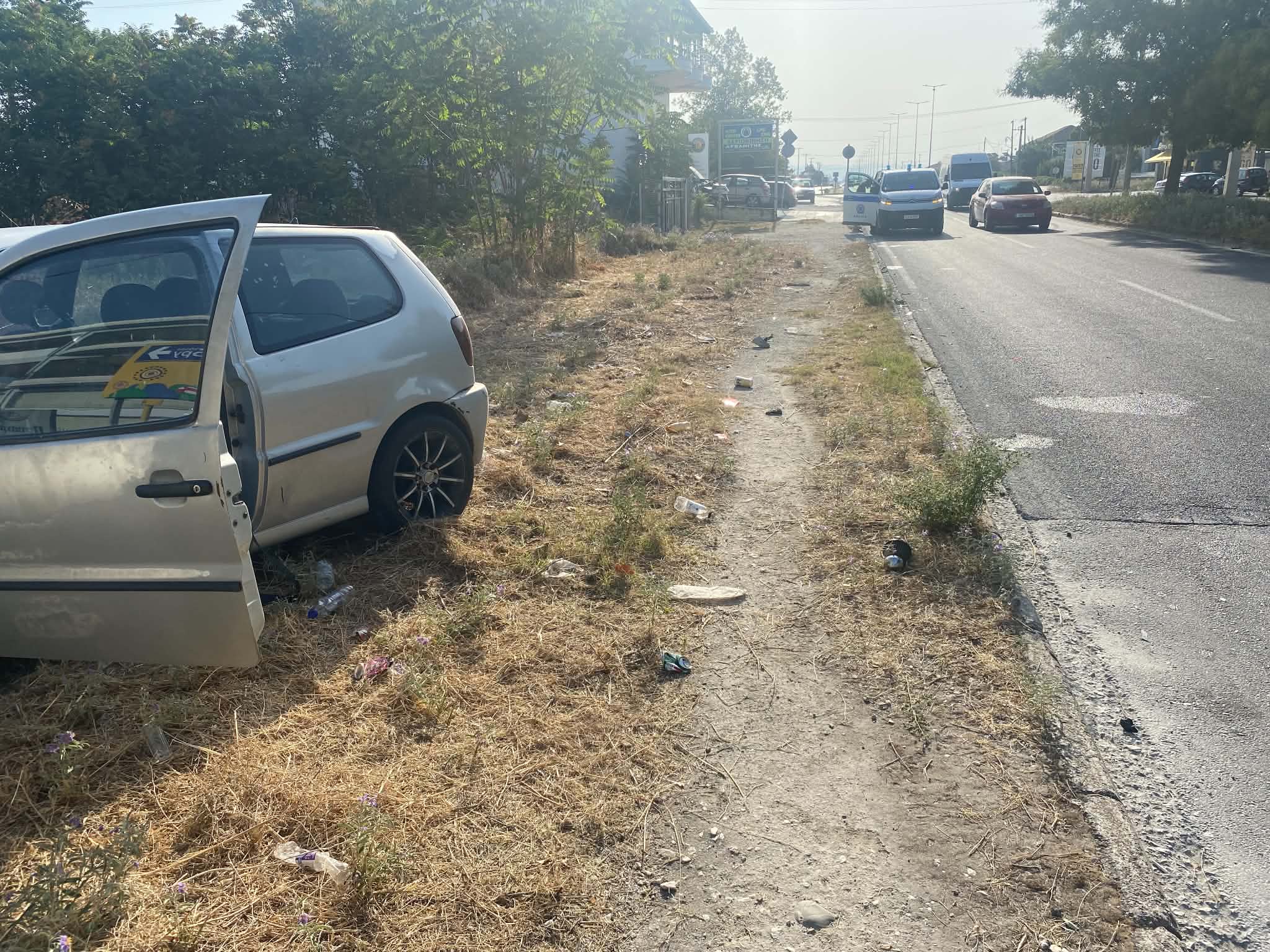 Σοβαρό τροχαίο στην οδό Βόλου έπειτα από σύγκρουση δύο ΙΧ- ενα παιδάκι τραυματίστηκε (ΦΩΤΟ+video)