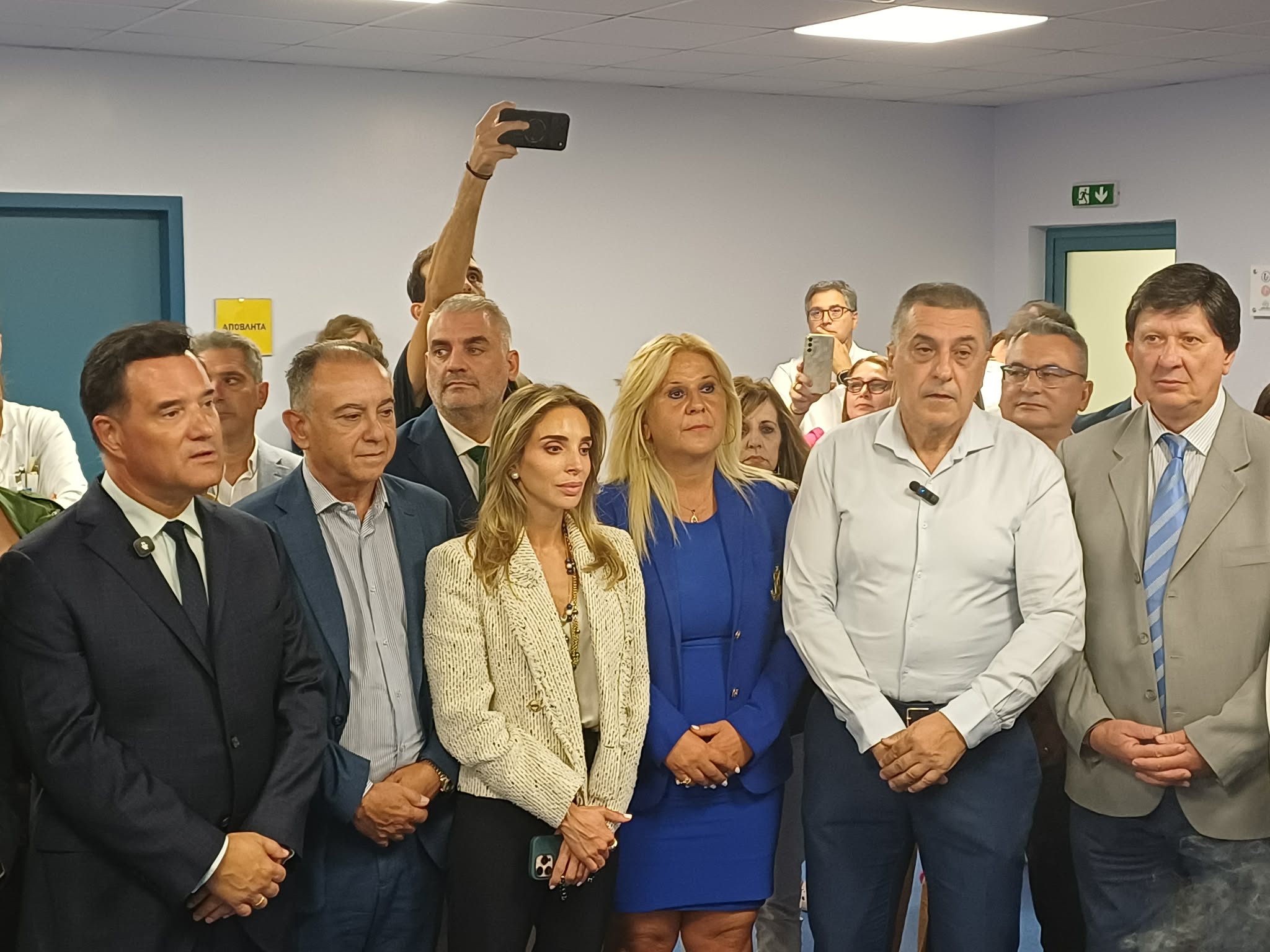 Εγκαινιάστηκε το νέο ΤΕΠ του ΓΝΛ παρουσία του  Άδωνι Γεωργιάδη- τι είπε για το ύψος και την πρόσβαση των ασθενοφόρων (ΦΩΤΟ +)