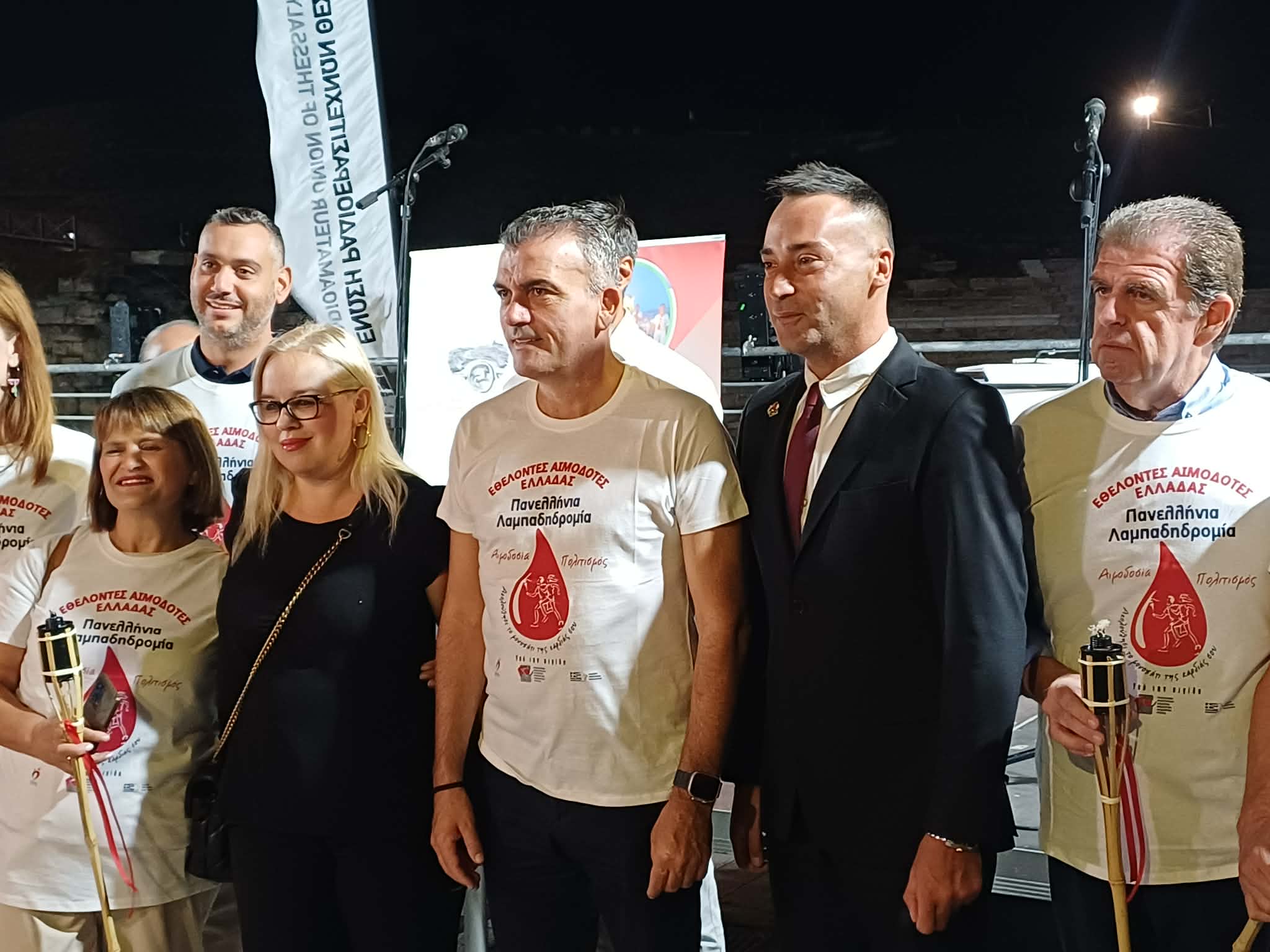 Ηχηρό μήνυμα ελπίδας και κοινωνικής προσφοράς έστειλη η Λάρισα με την 24η Πανελλήνια Λαμπαδηδρομία (ΦΩΤΟ+video)