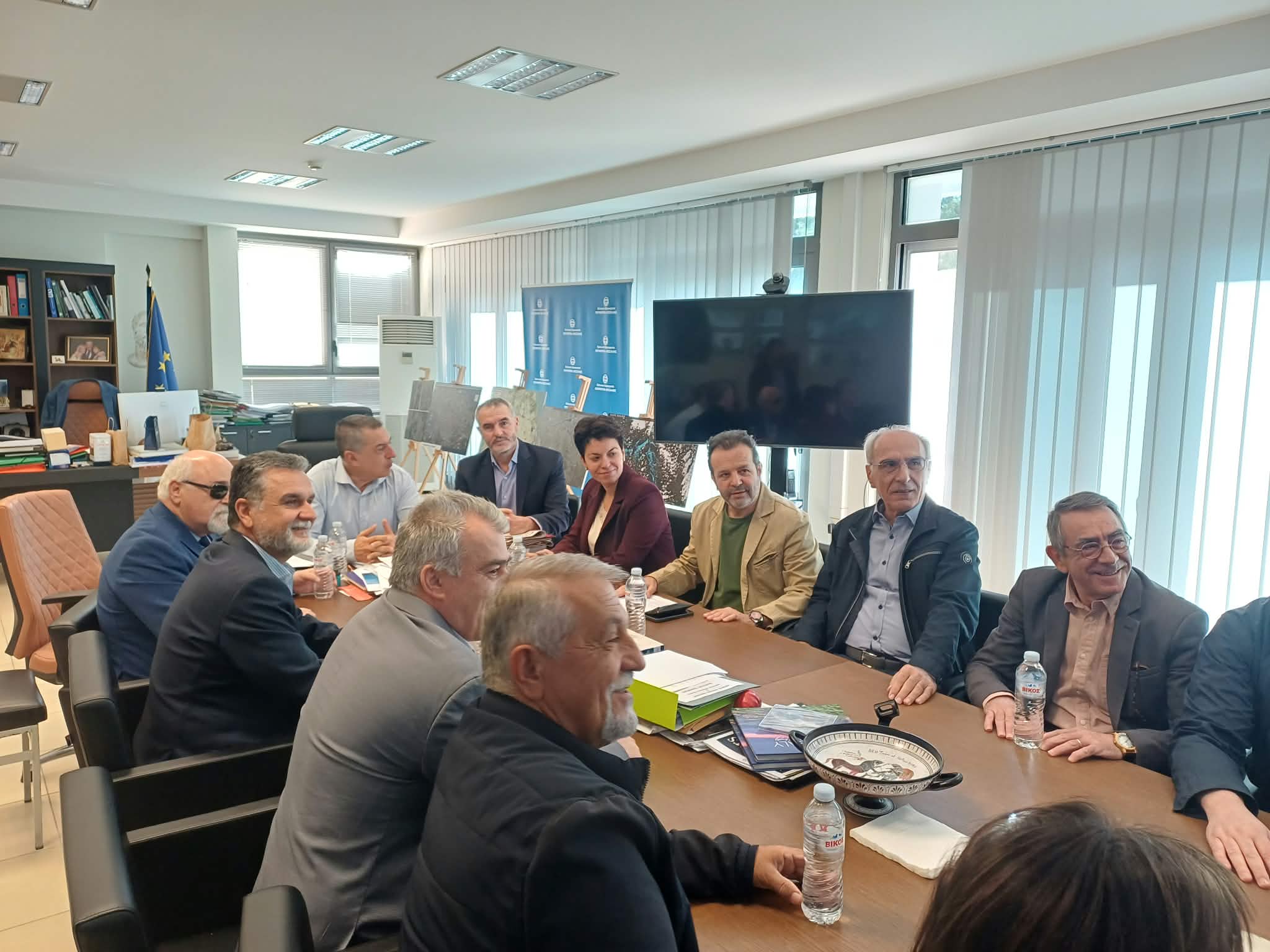 Στη Λάρισα κλιμάκιο του ΠΑΣΟΚ – Συνάντηση με τον Δημήτρη Κουρέτα (ΦΩΤΟ)