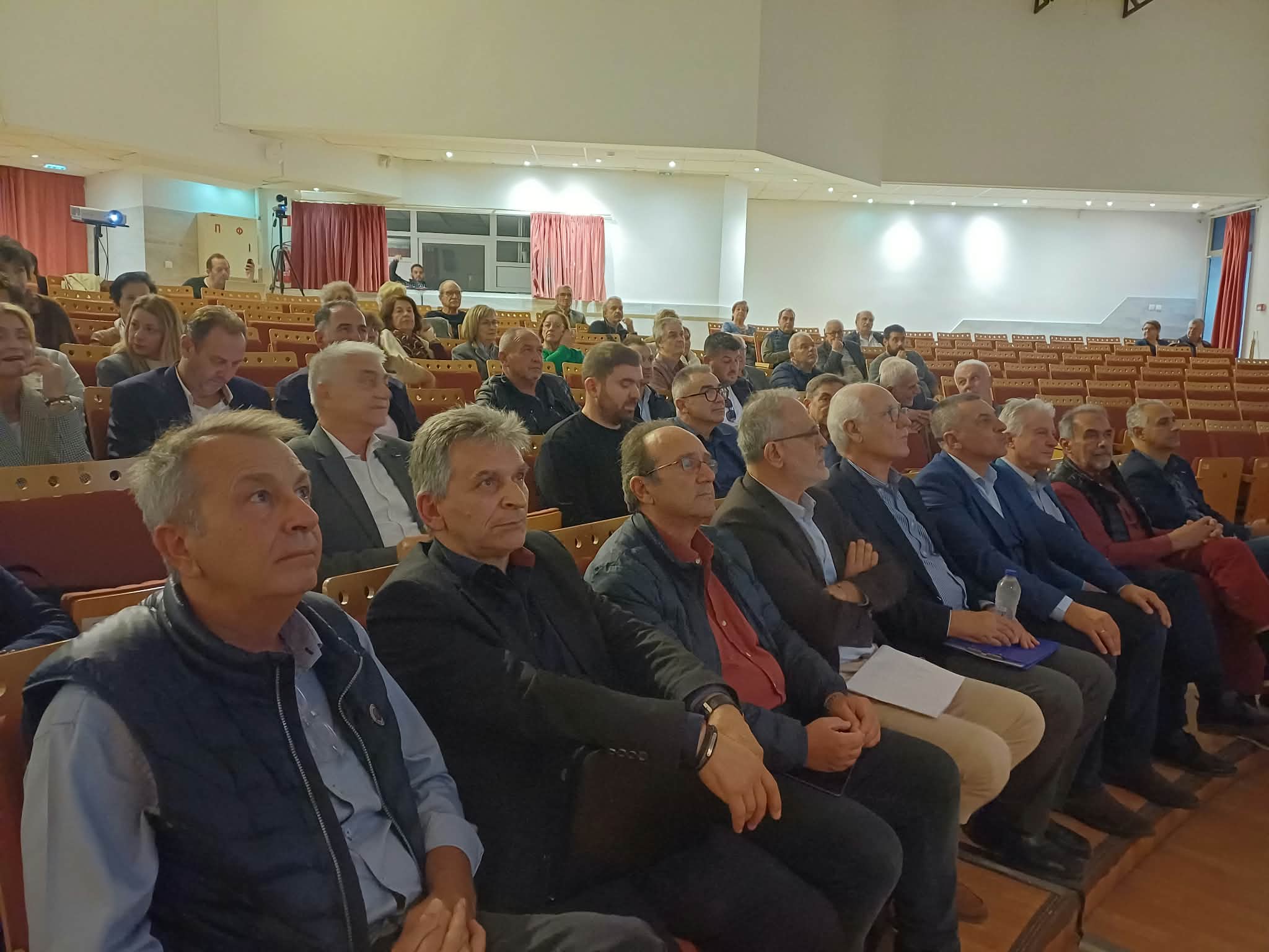 «Είμαστε έτοιμοι για τον επόμενο Ντάνιελ;» – Εκδήλωση της ΕΛ.ΑΣ για την κλιματική κρίση στη Λάρισα (φωτο)