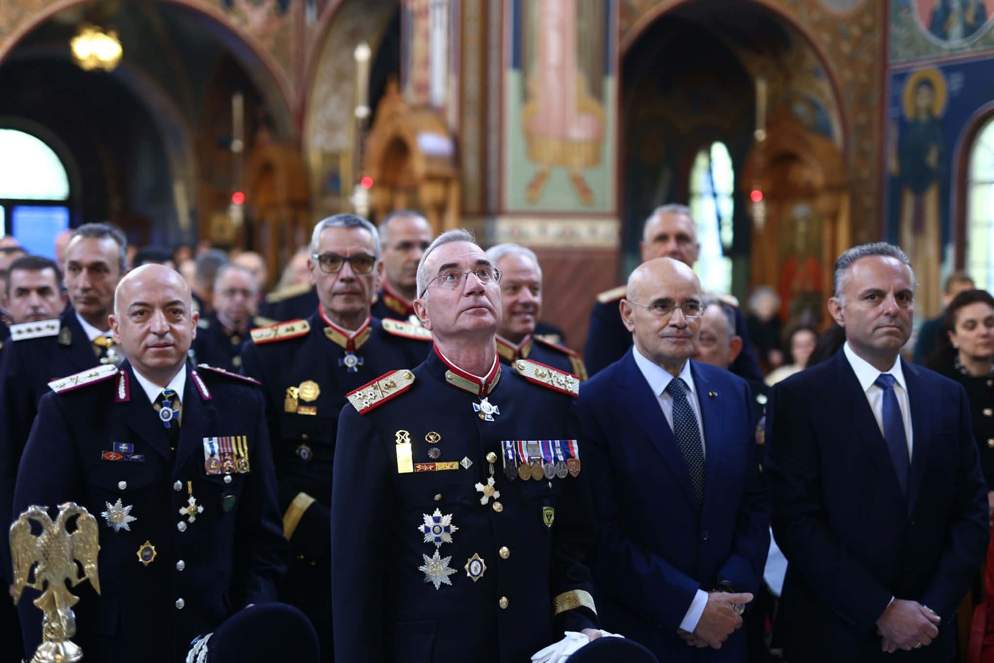 Με λαμπρότητα η Δοξολογία στη Λάρισα για την 28η Οκτωβρίου (ΦΩΤΟ)