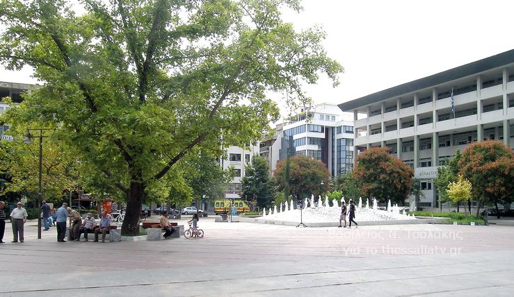 Η κεντρική πλατεία της Λάρισας - Δημάρχου Σάπκα