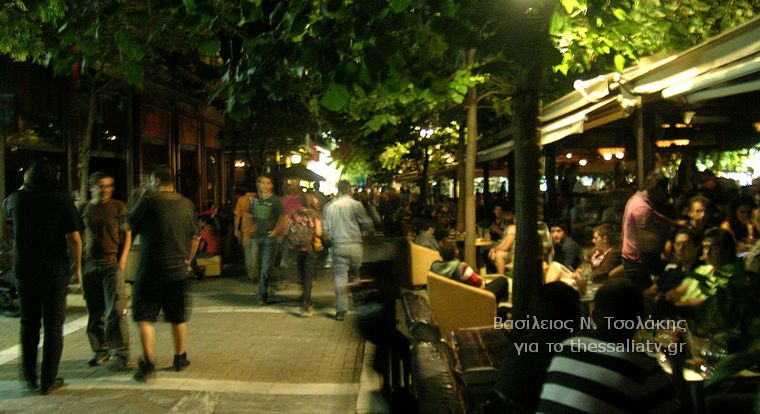 Πλατεία Ταχυδρομείου, εδώ που χτυπά η καρδιά της Λάρισας