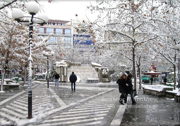 Πλατεία Ταχυδρομείου, εδώ που χτυπά η καρδιά της Λάρισας